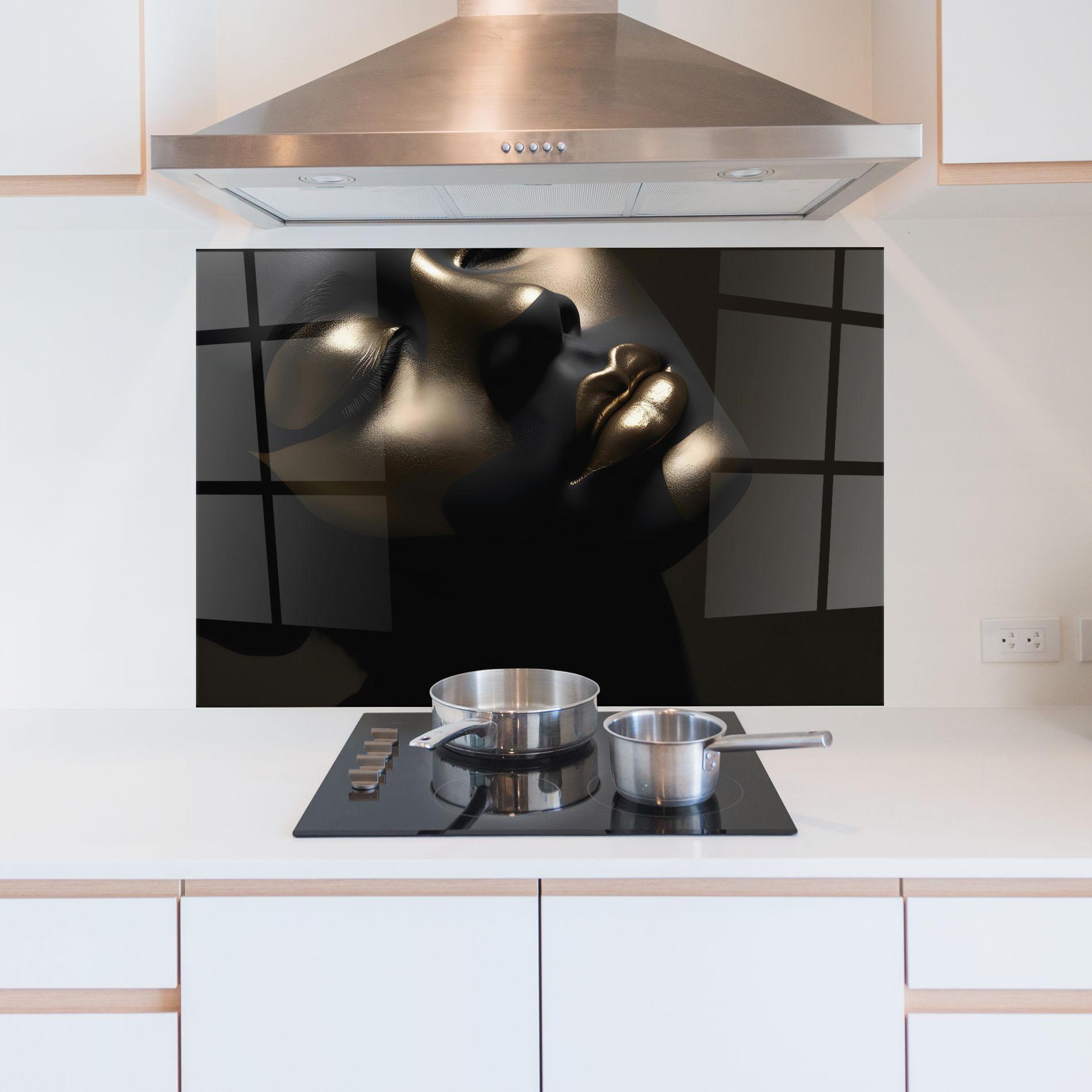 Konyhai üveg hátfal Dark Gold Face mockup 5
