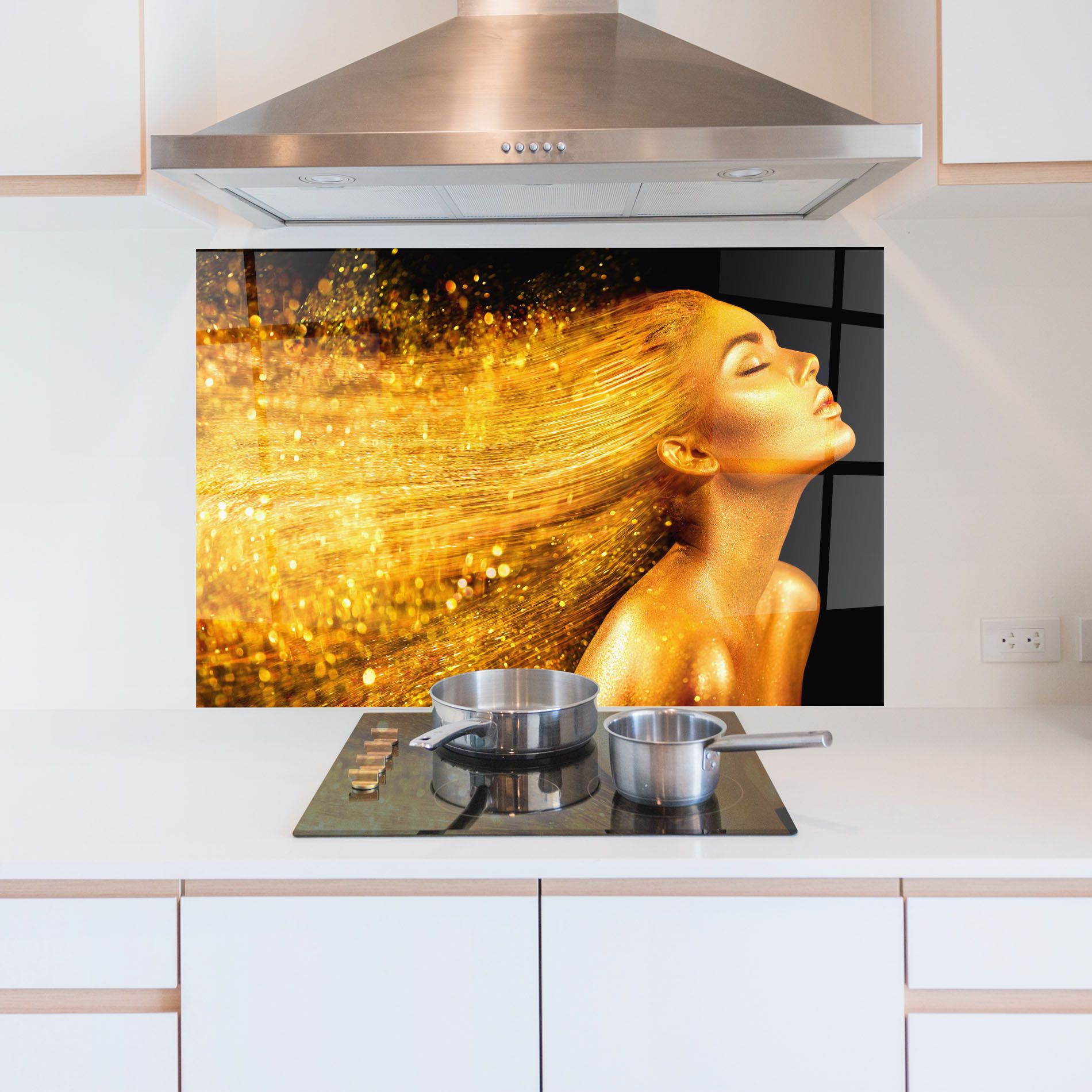 Golden Girl mockup 5