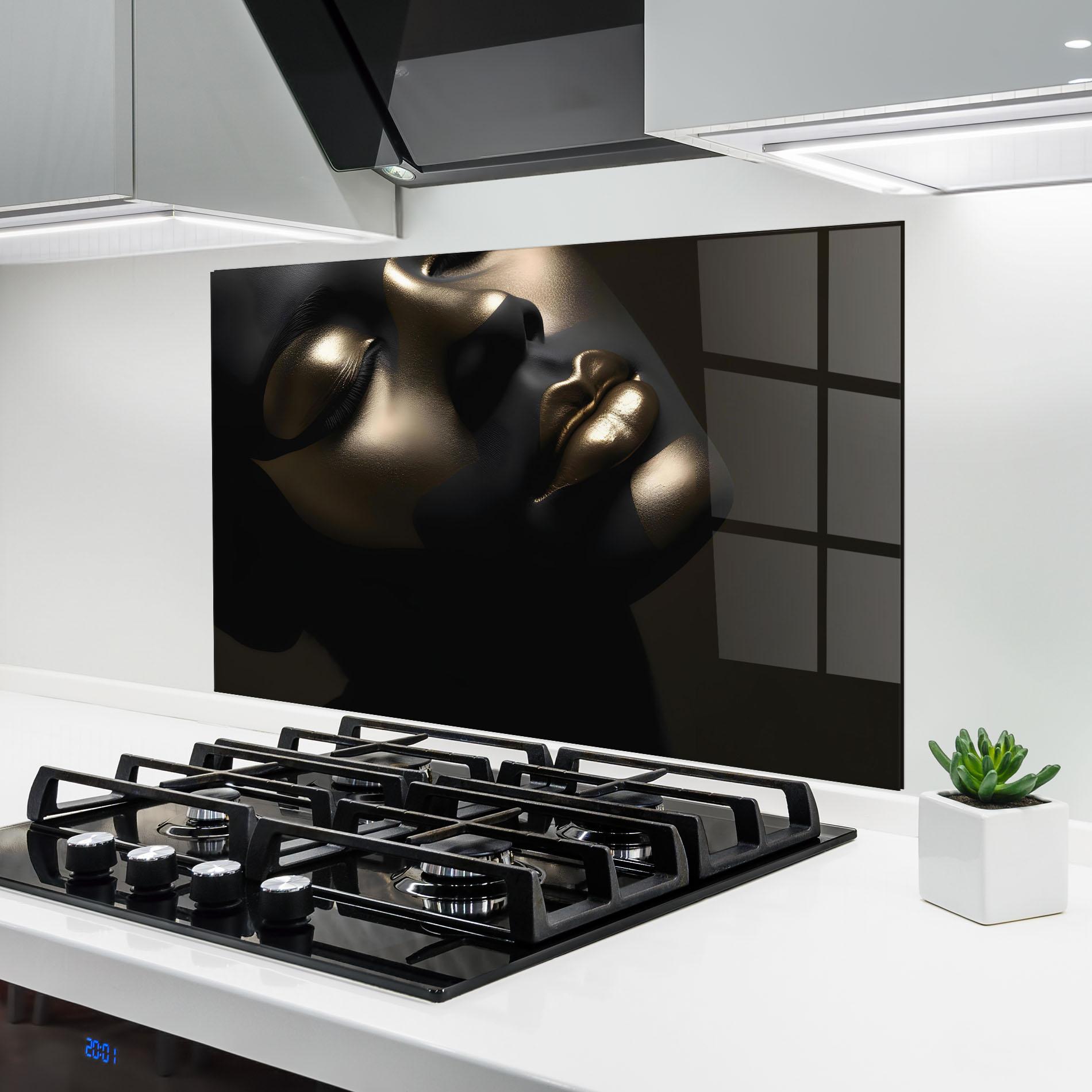 Konyhai üveg hátfal Dark Gold Face mockup 6