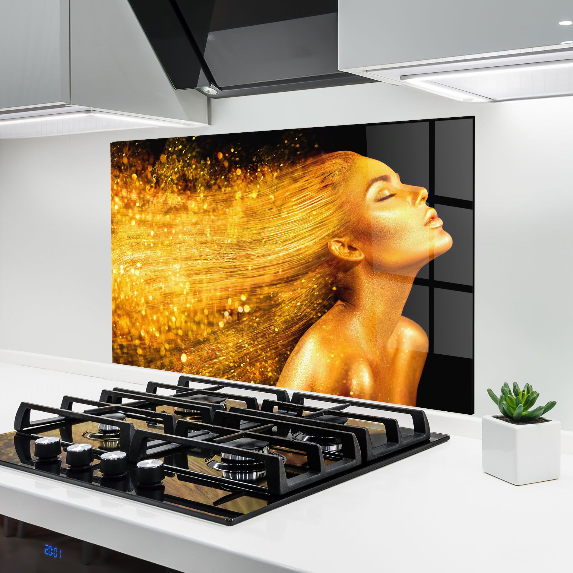 Golden Girl mockup 6