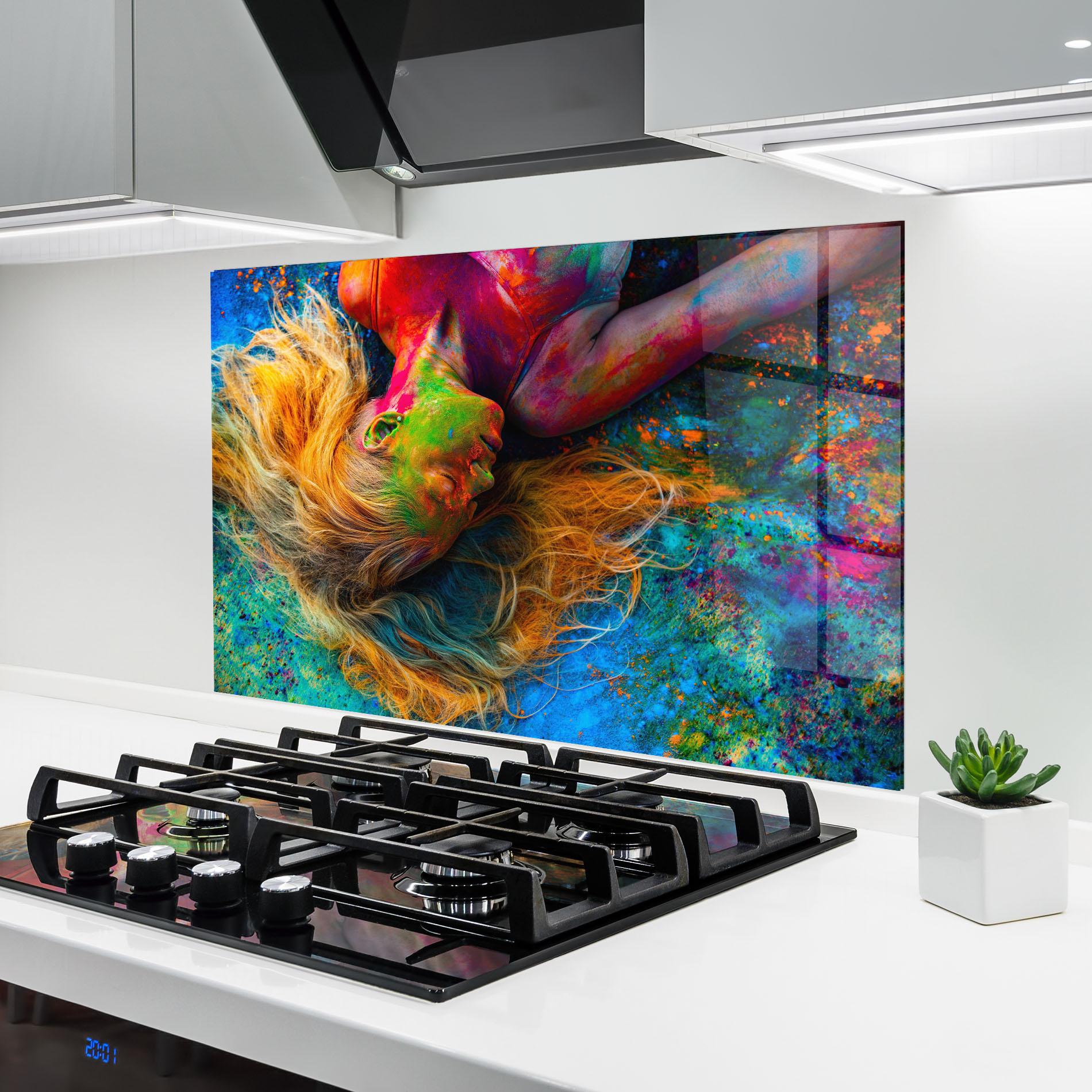 Konyhai üveg hátfal Powder Holi Woman mockup 6