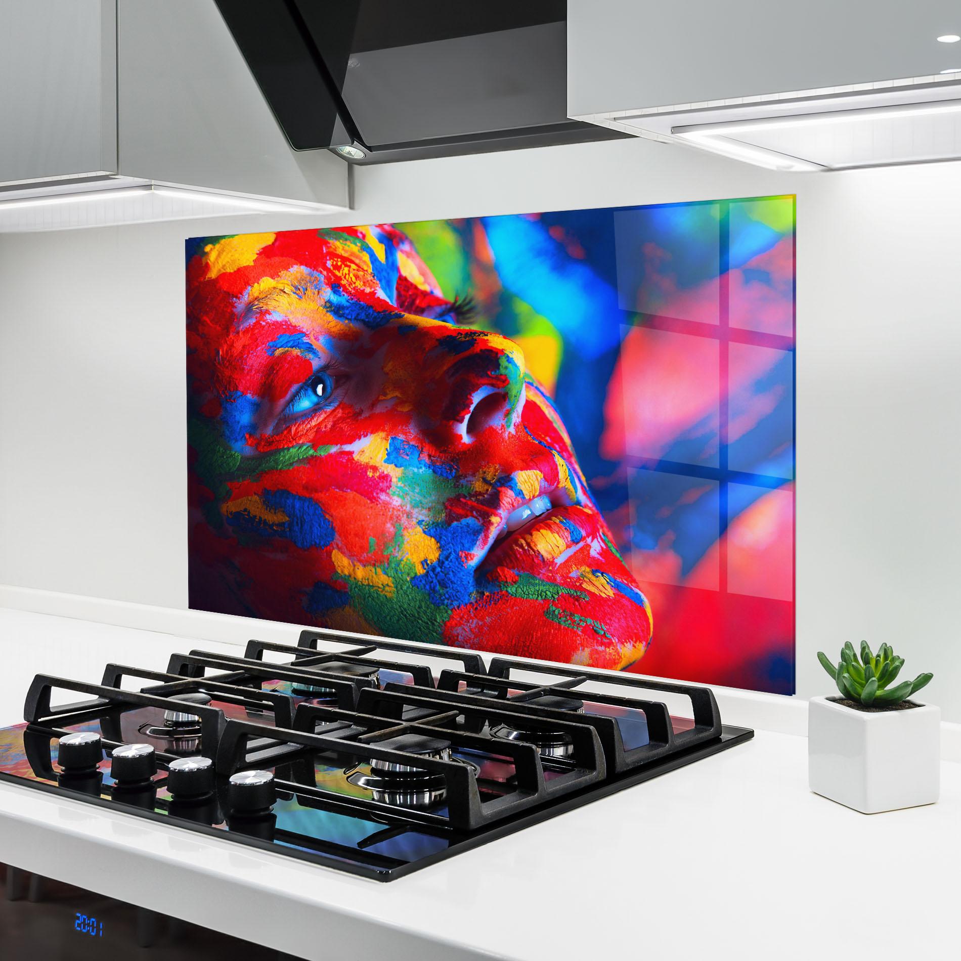 Konyhai üveg hátfal Woman Colourful Paint mockup 6