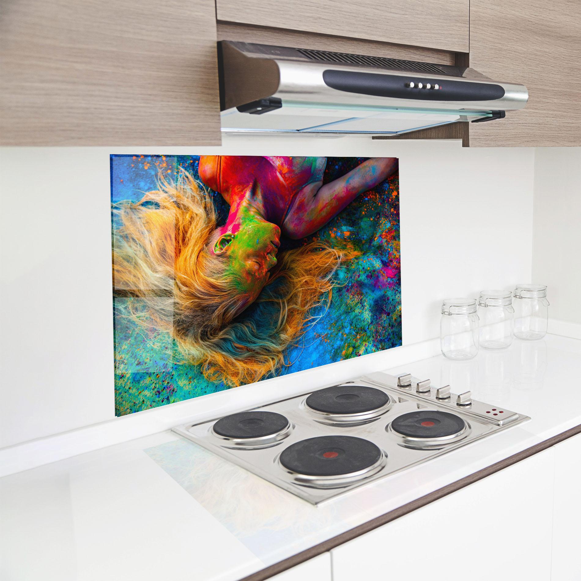 Konyhai üveg hátfal Powder Holi Woman mockup 8