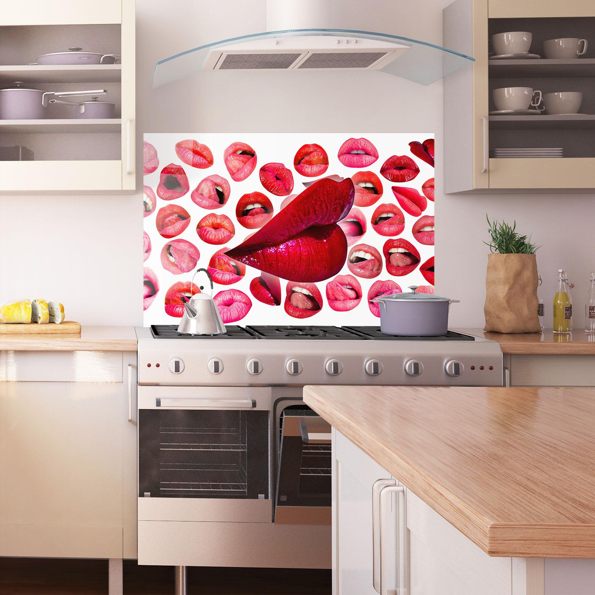 Konyhai üveg hátfal Red Lip Female mockup 1