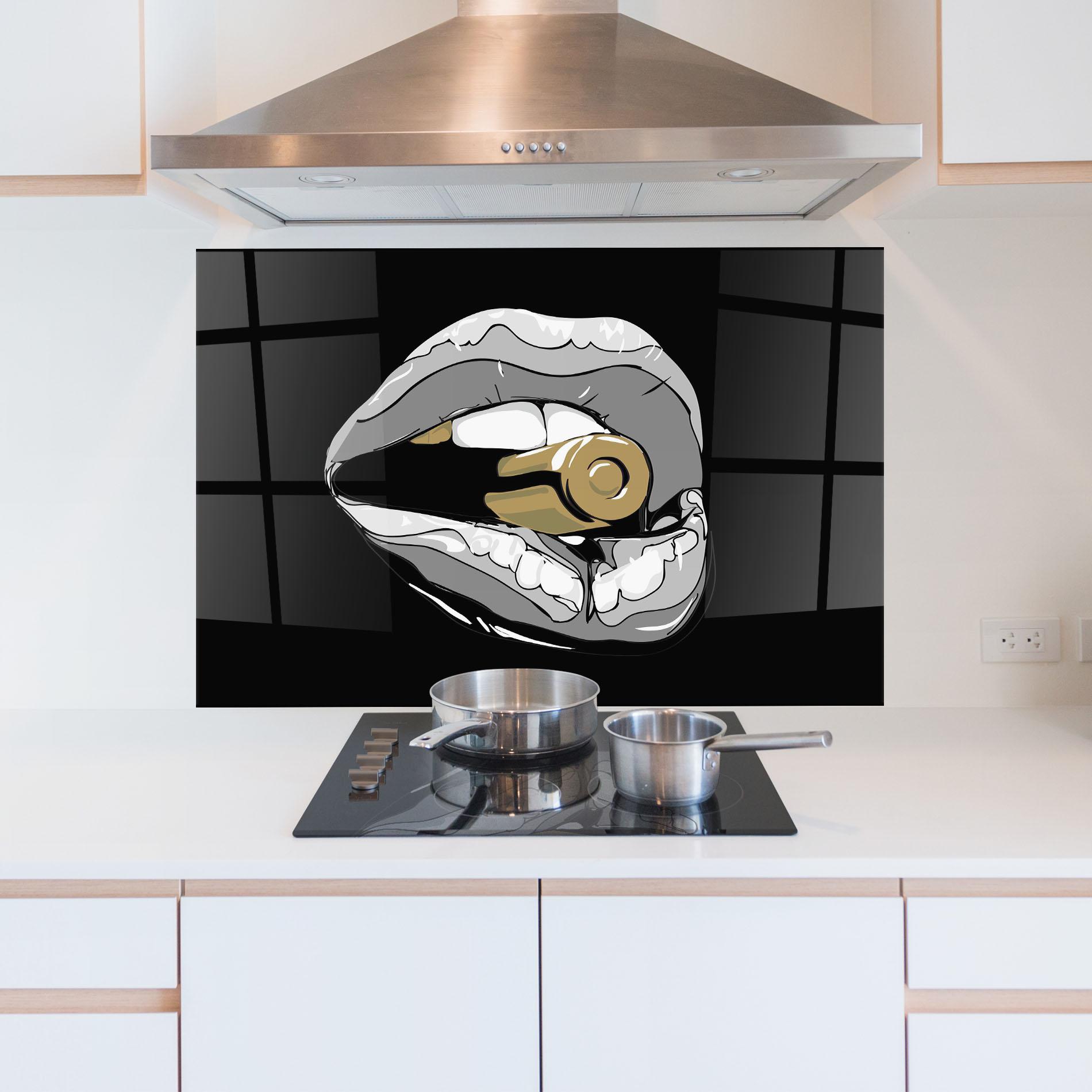 Konyhai üveg hátfal Grey Bullet Lips mockup 5