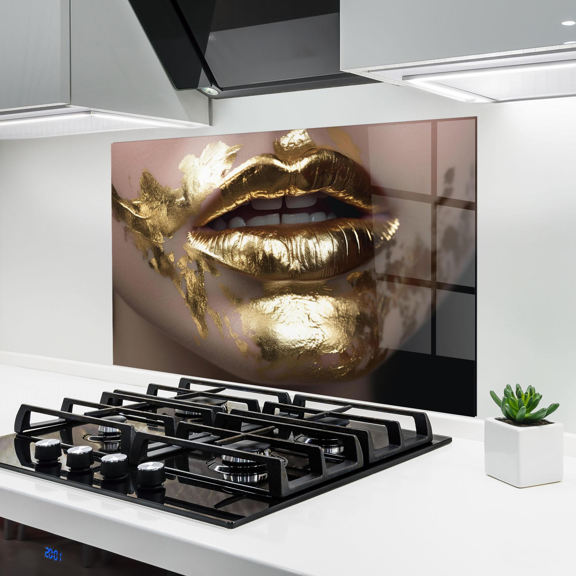 Konyhai üveg hátfal Gold Open Lips mockup 6
