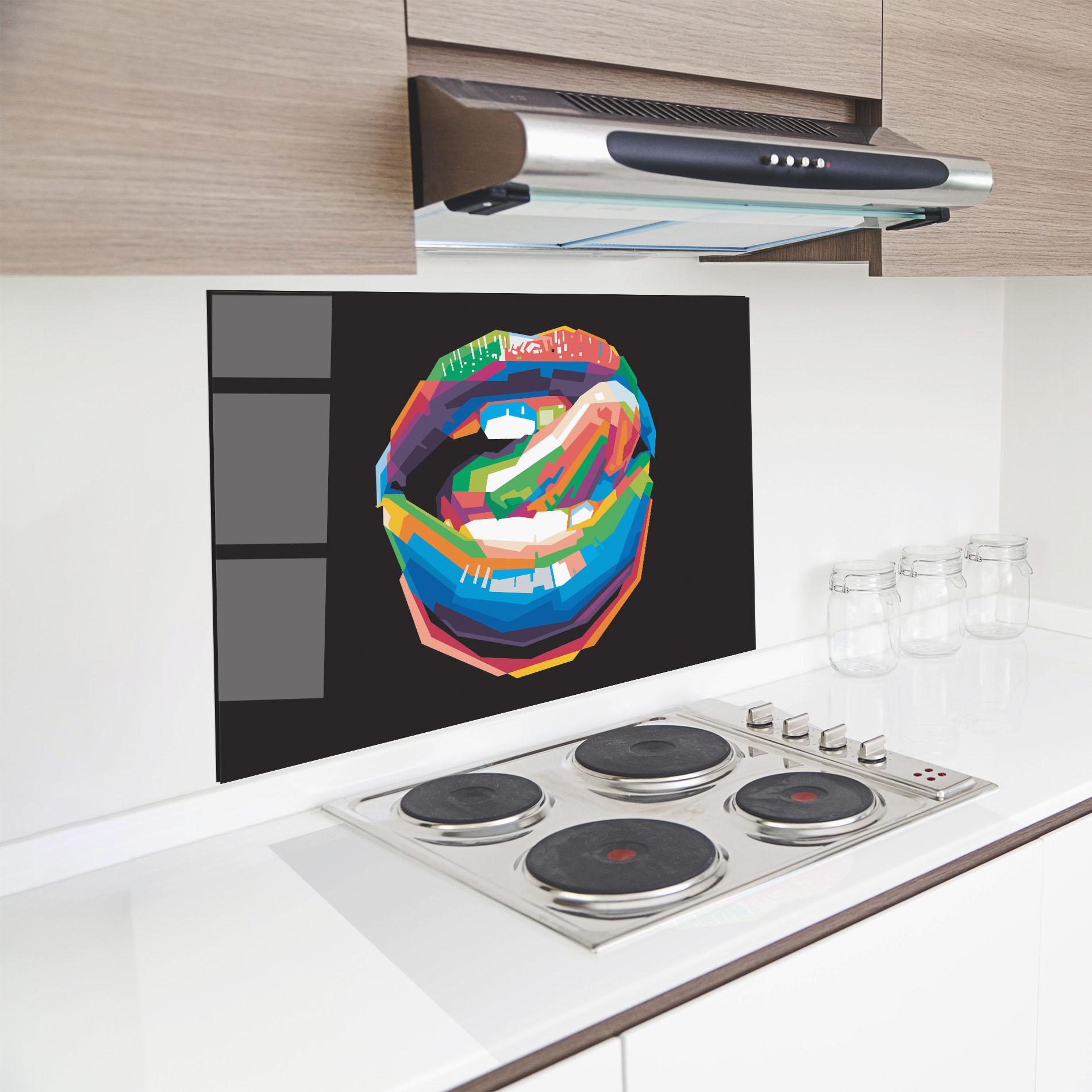 Konyhai üveg hátfal Lips Toungue mockup 8
