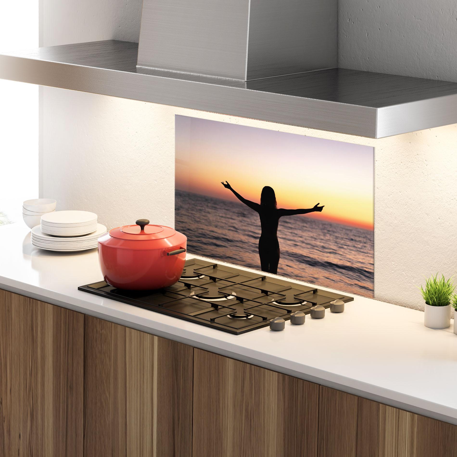 Konyhai üveg hátfal Feeling Freedom mockup 4