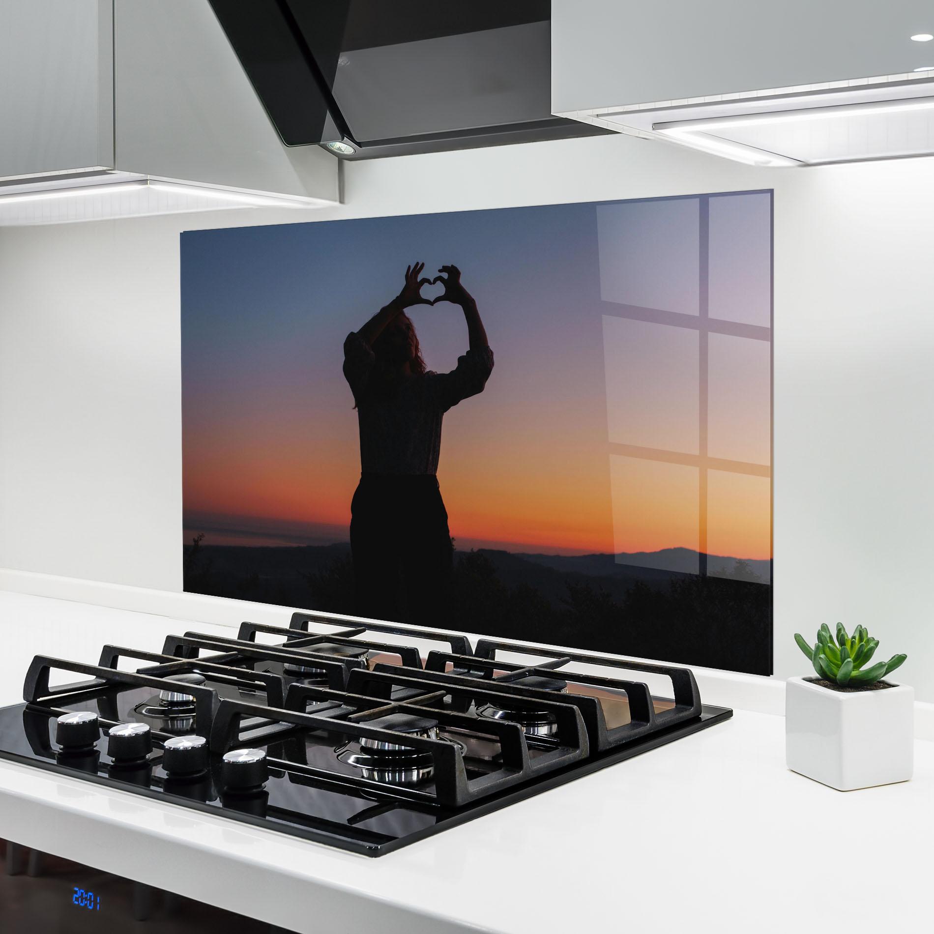 Konyhai üveg hátfal Sunset Heart Symbol mockup 6