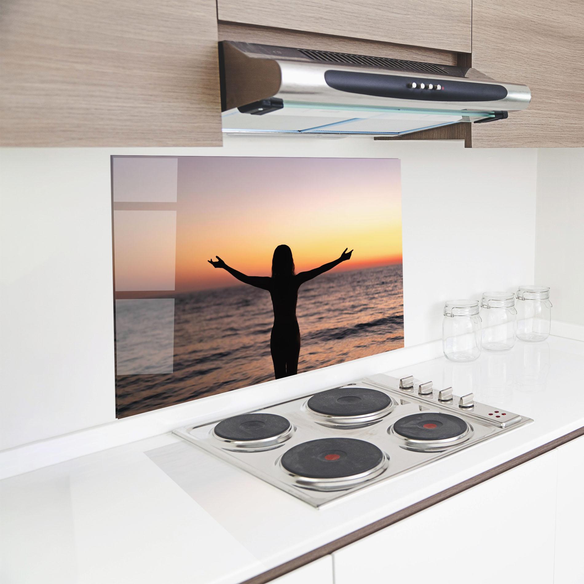 Konyhai üveg hátfal Feeling Freedom mockup 8