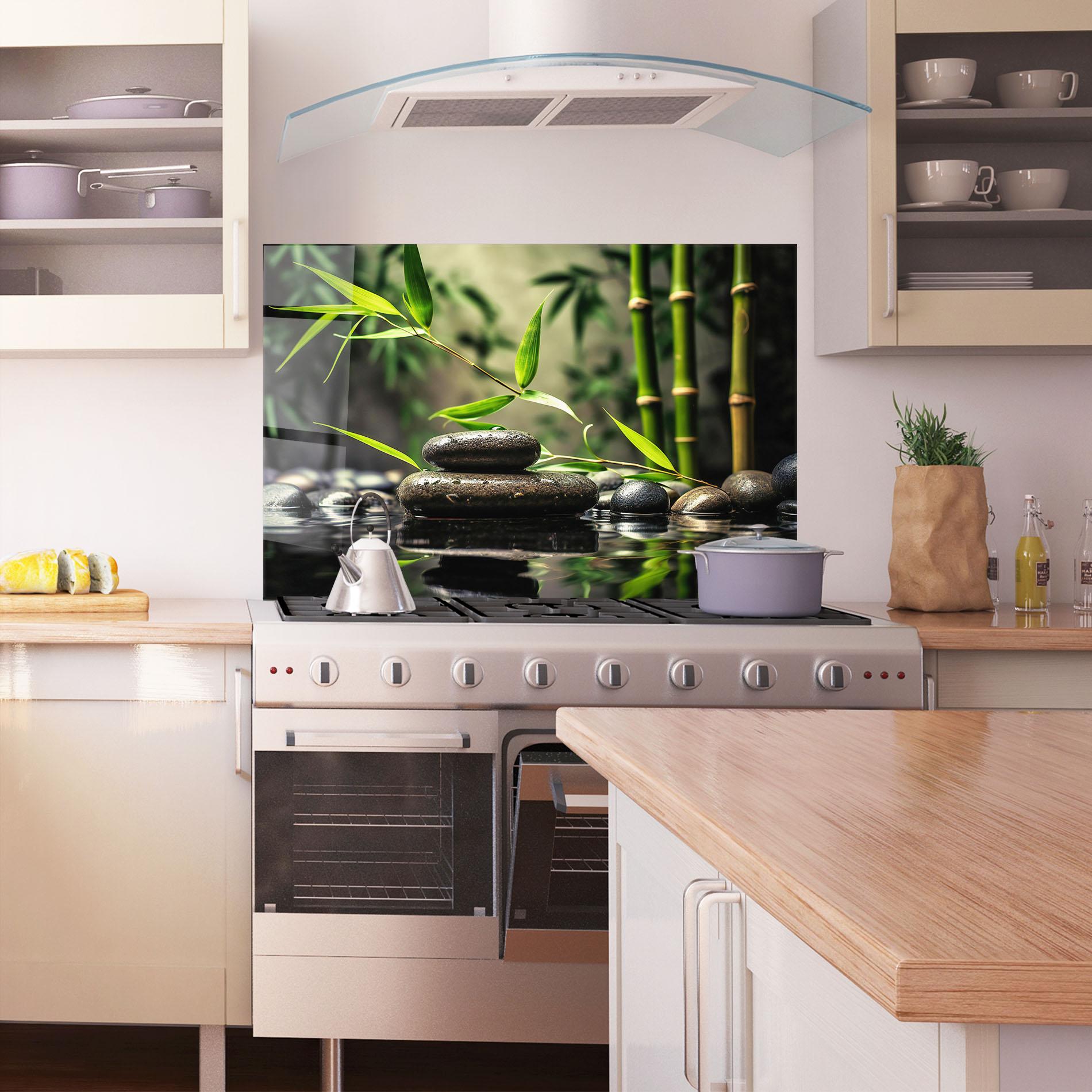 Konyhai üveg hátfal Bamboo Plant Water mockup 1