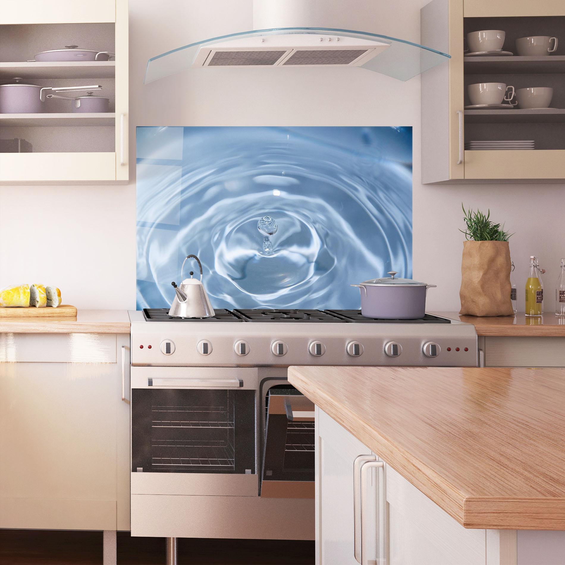 Konyhai üveg hátfal Clean Water mockup 1