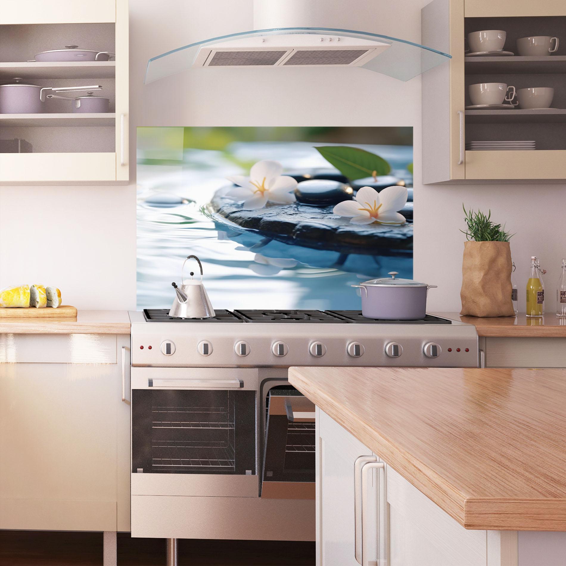 Konyhai üveg hátfal Water White Flowers mockup 1