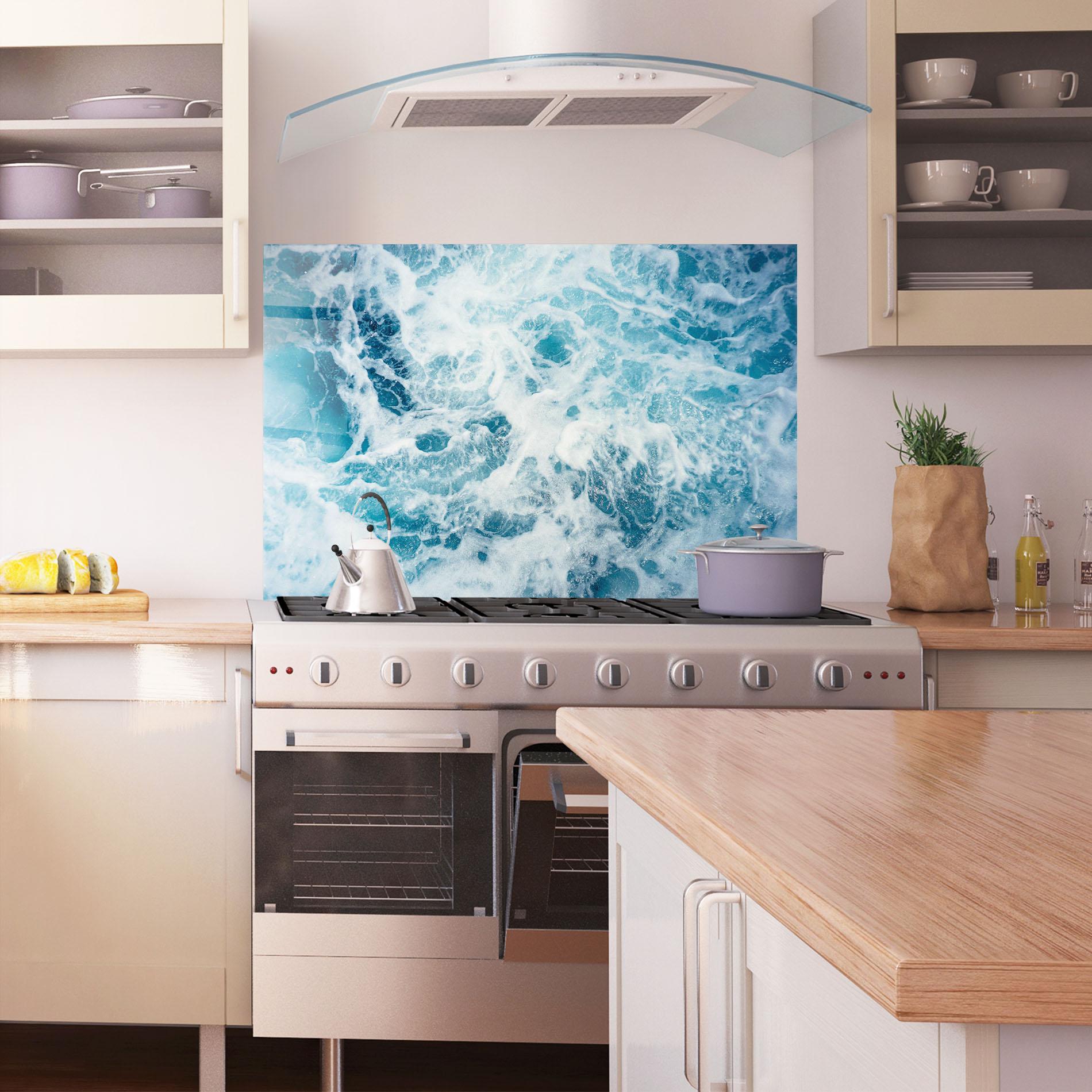 Konyhai üveg hátfal White Water Wave mockup 1