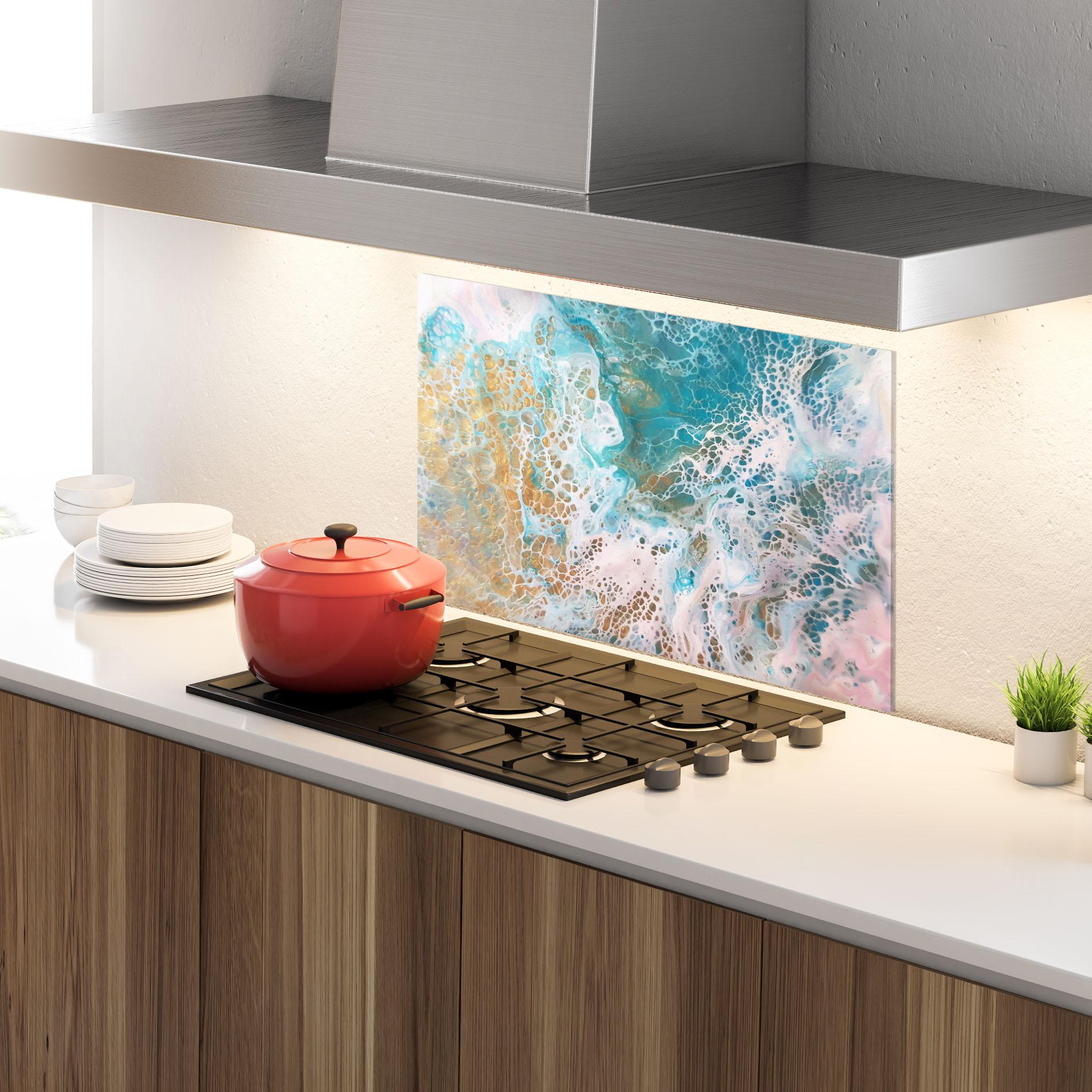 Konyhai üveg hátfal Ocean Gold Blue mockup 4