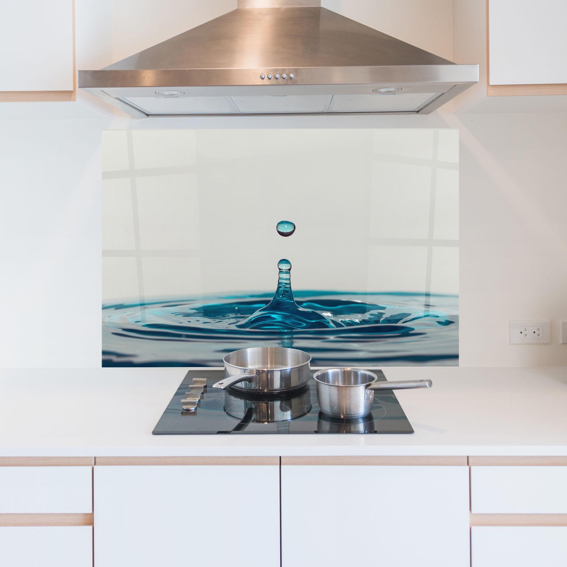 Konyhai üveg hátfal Blue Water Drop mockup 5