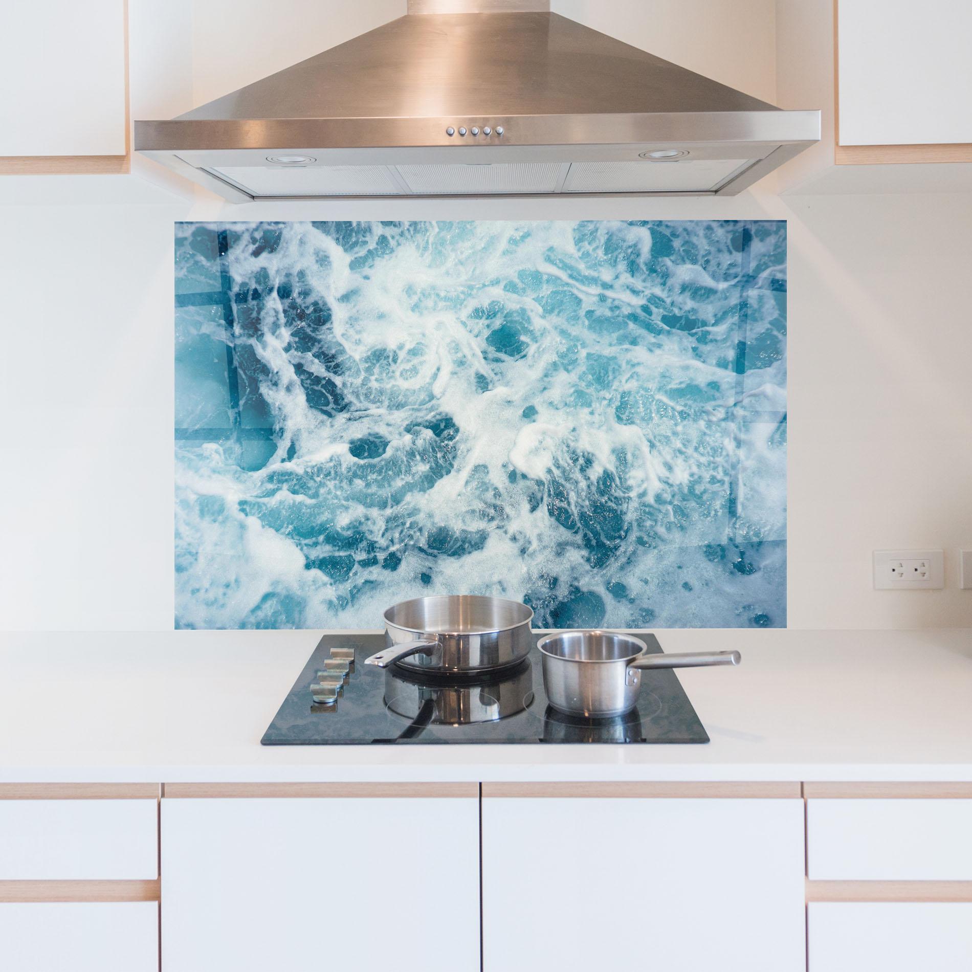 Konyhai üveg hátfal White Water Wave mockup 5