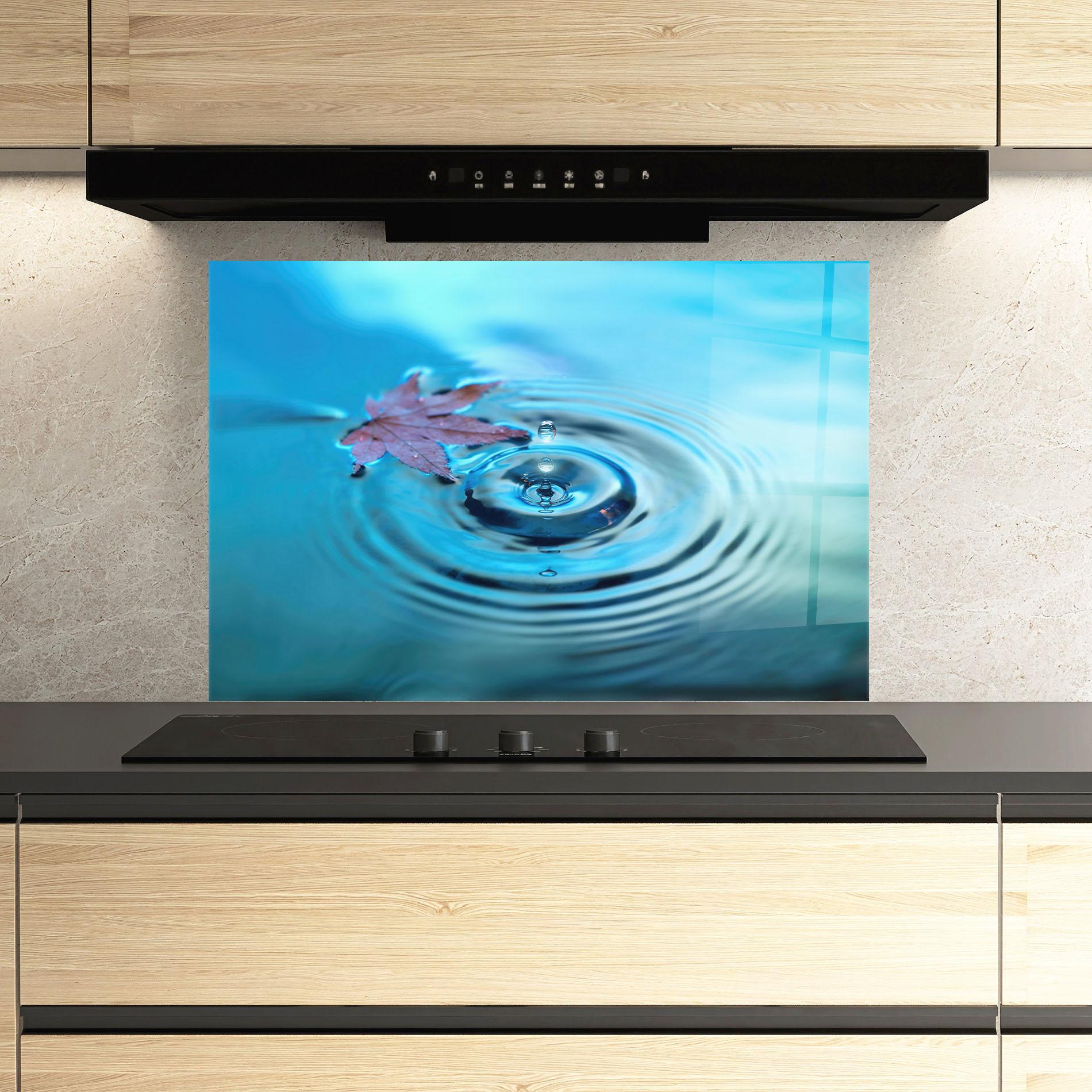 Konyhai üveg hátfal Red Leaf Floating mockup 3