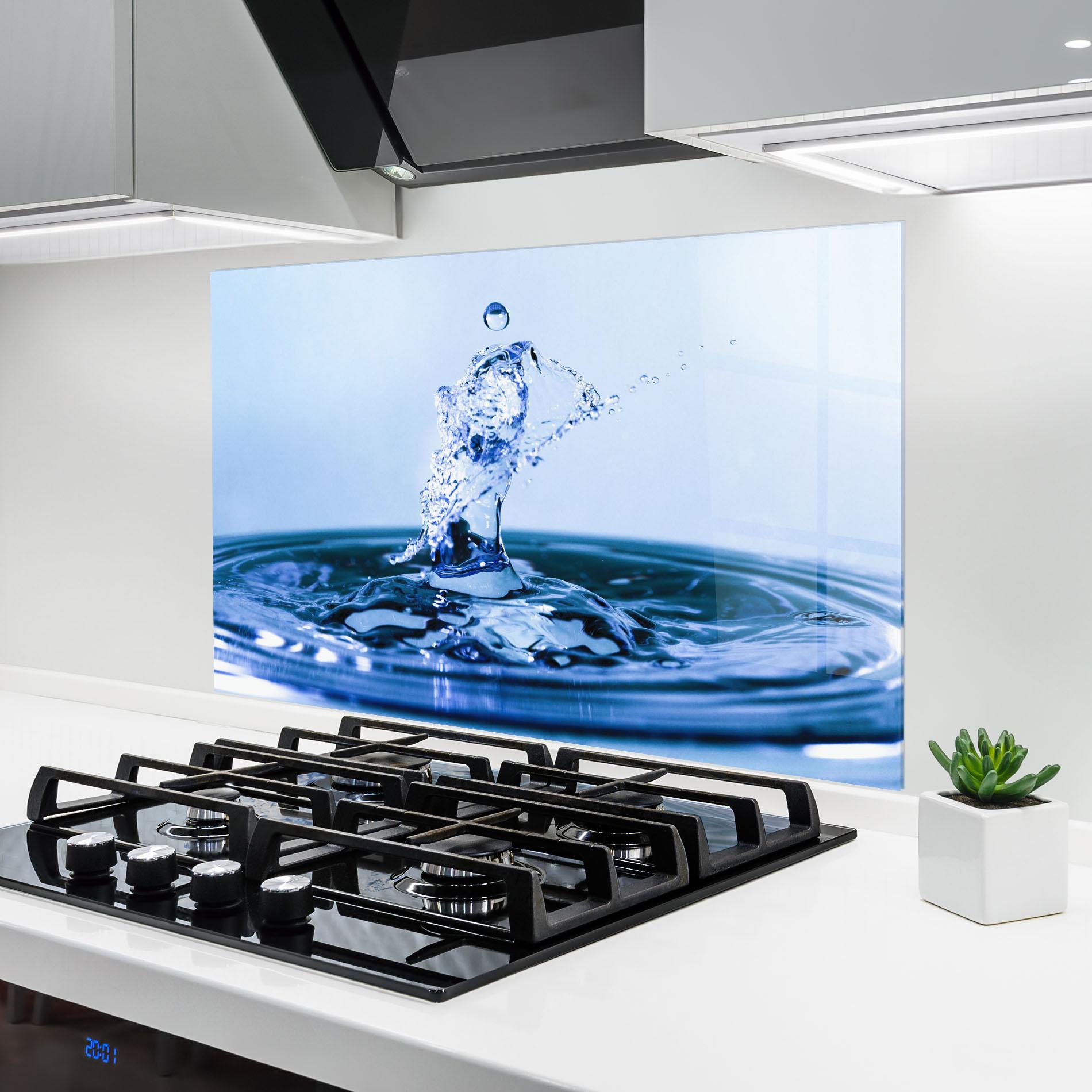 Konyhai üveg hátfal Clear Water Splash mockup 6
