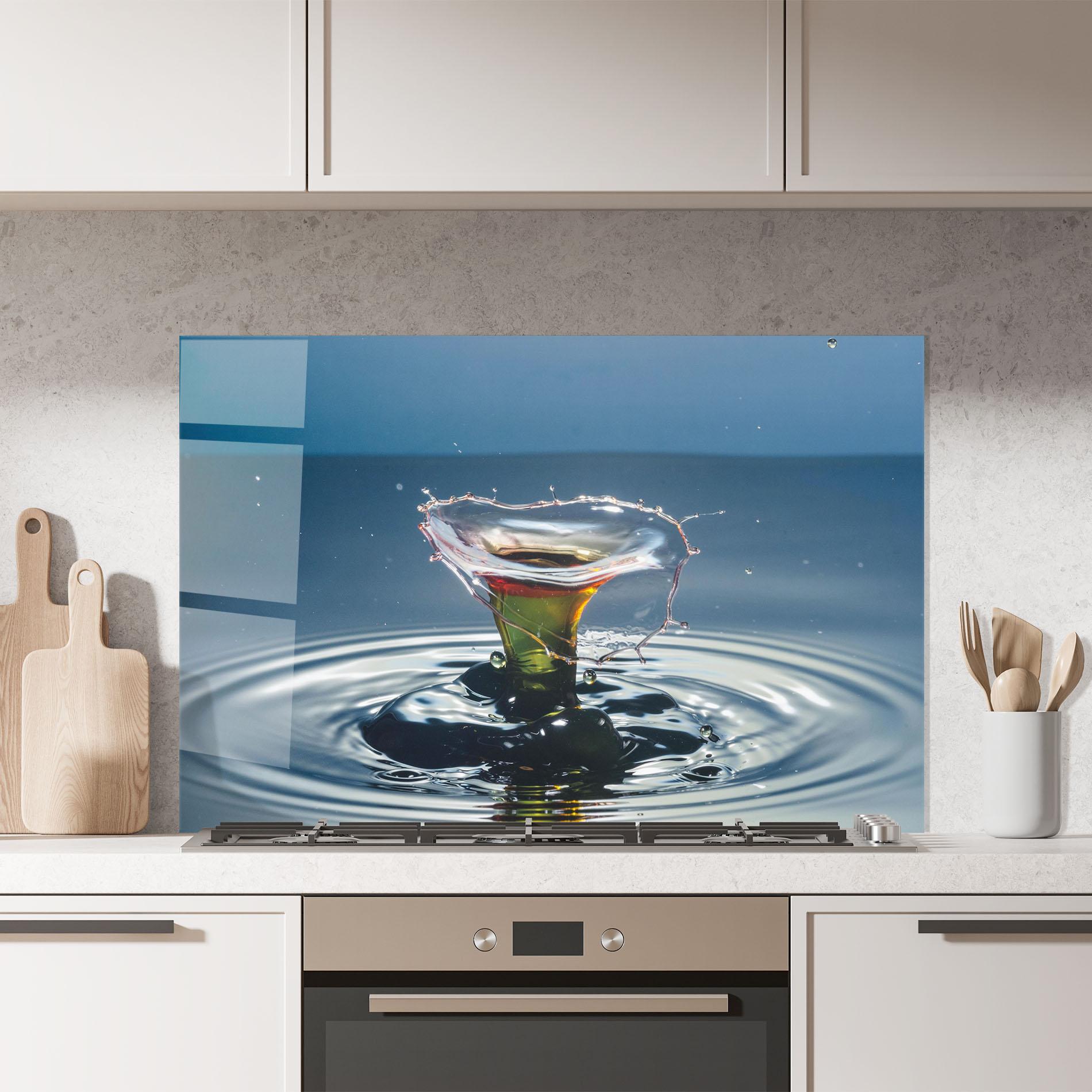 Konyhai üveg hátfal Beautiful Water Splash mockup 7