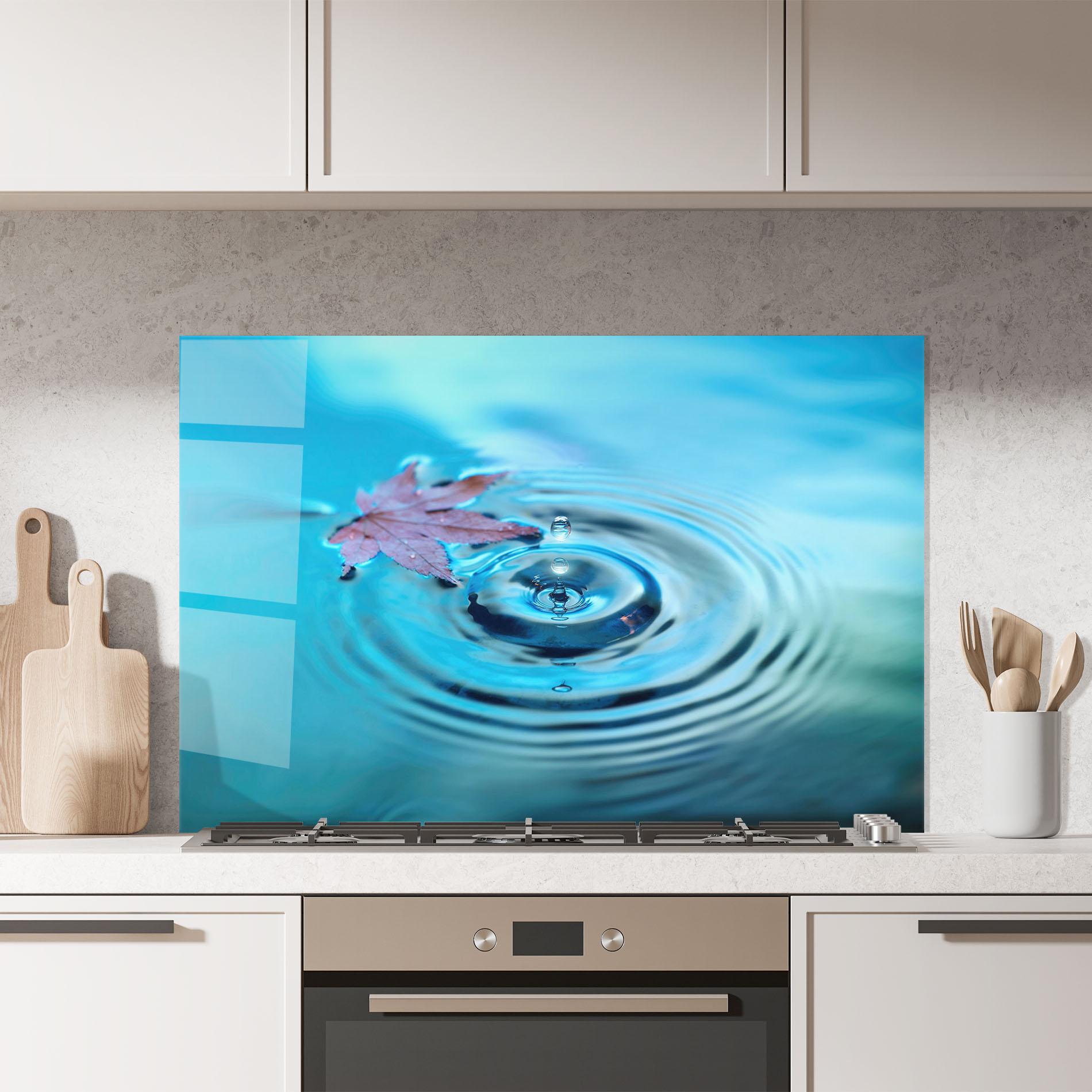 Konyhai üveg hátfal Red Leaf Floating mockup 7