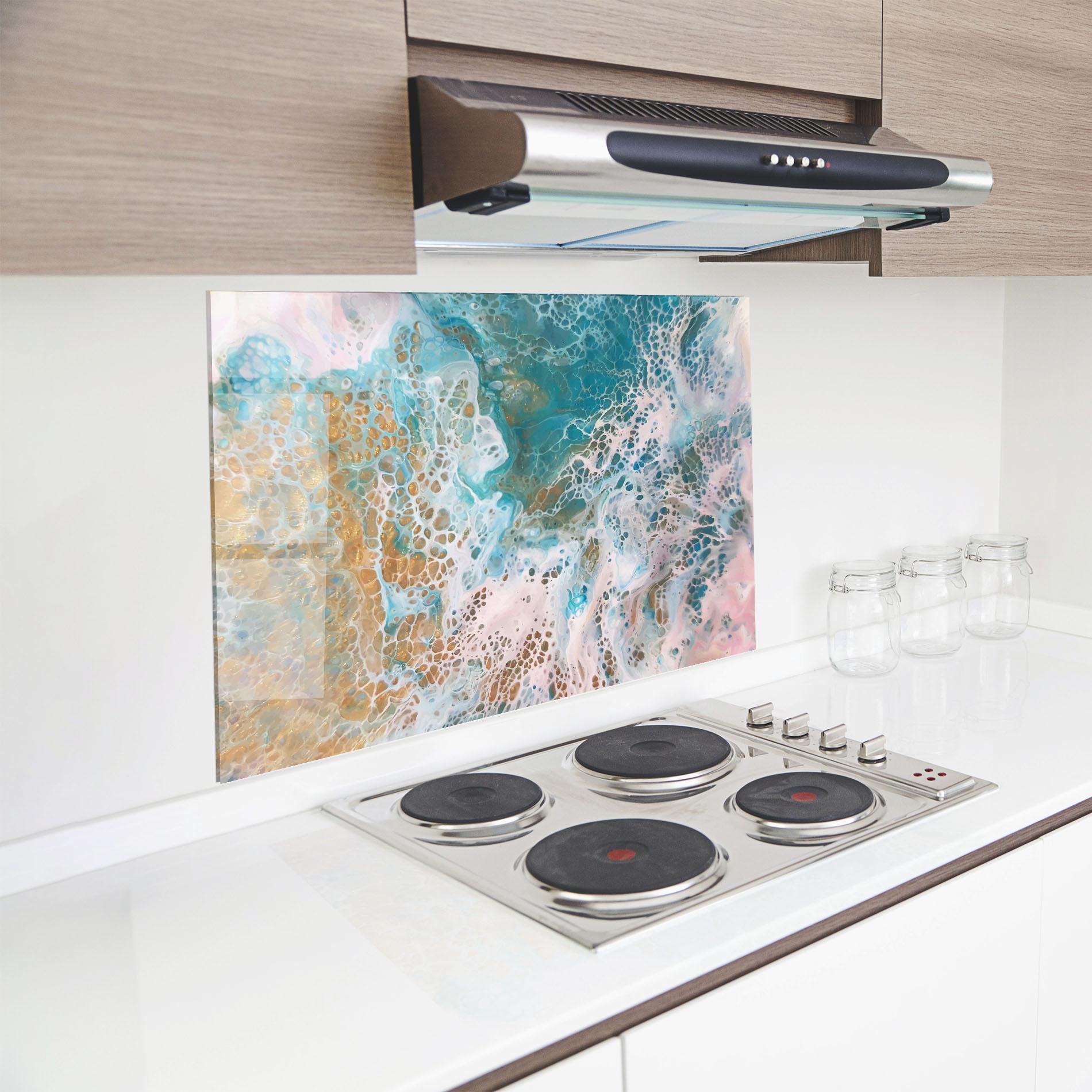 Konyhai üveg hátfal Ocean Gold Blue mockup 8