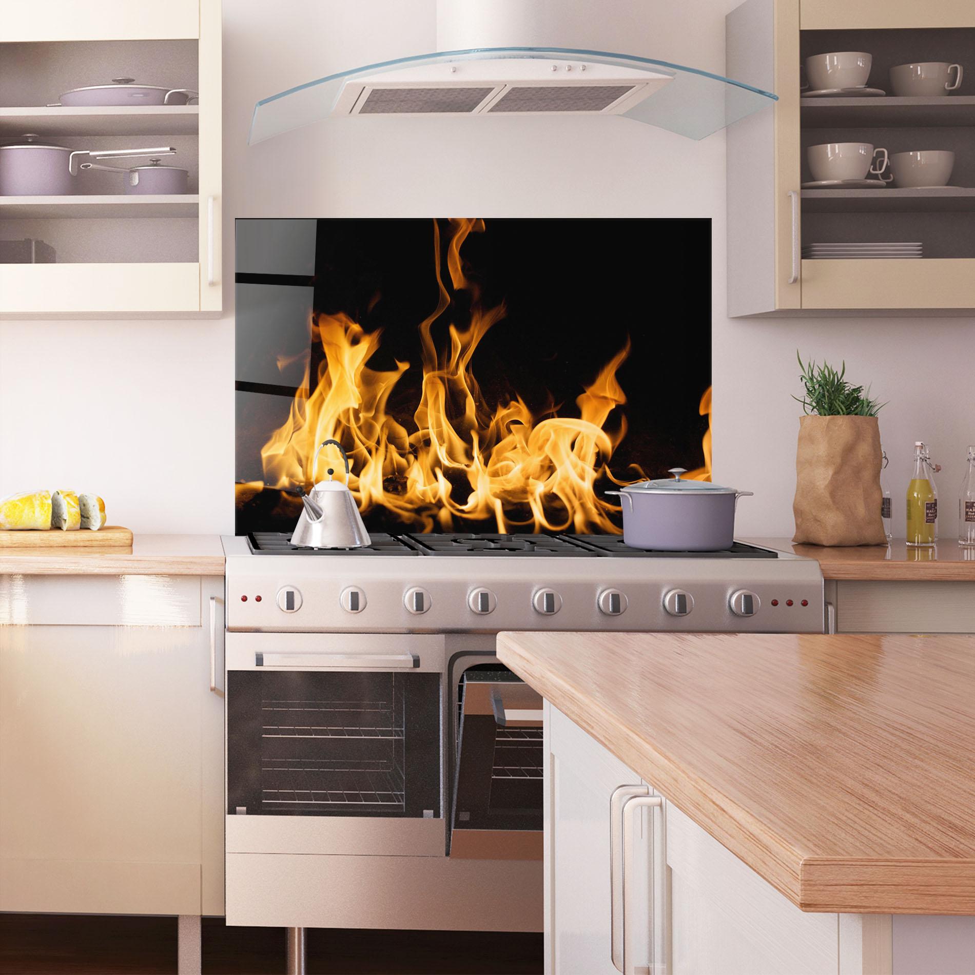 Konyhai üveg hátfal Bright Flame mockup 1