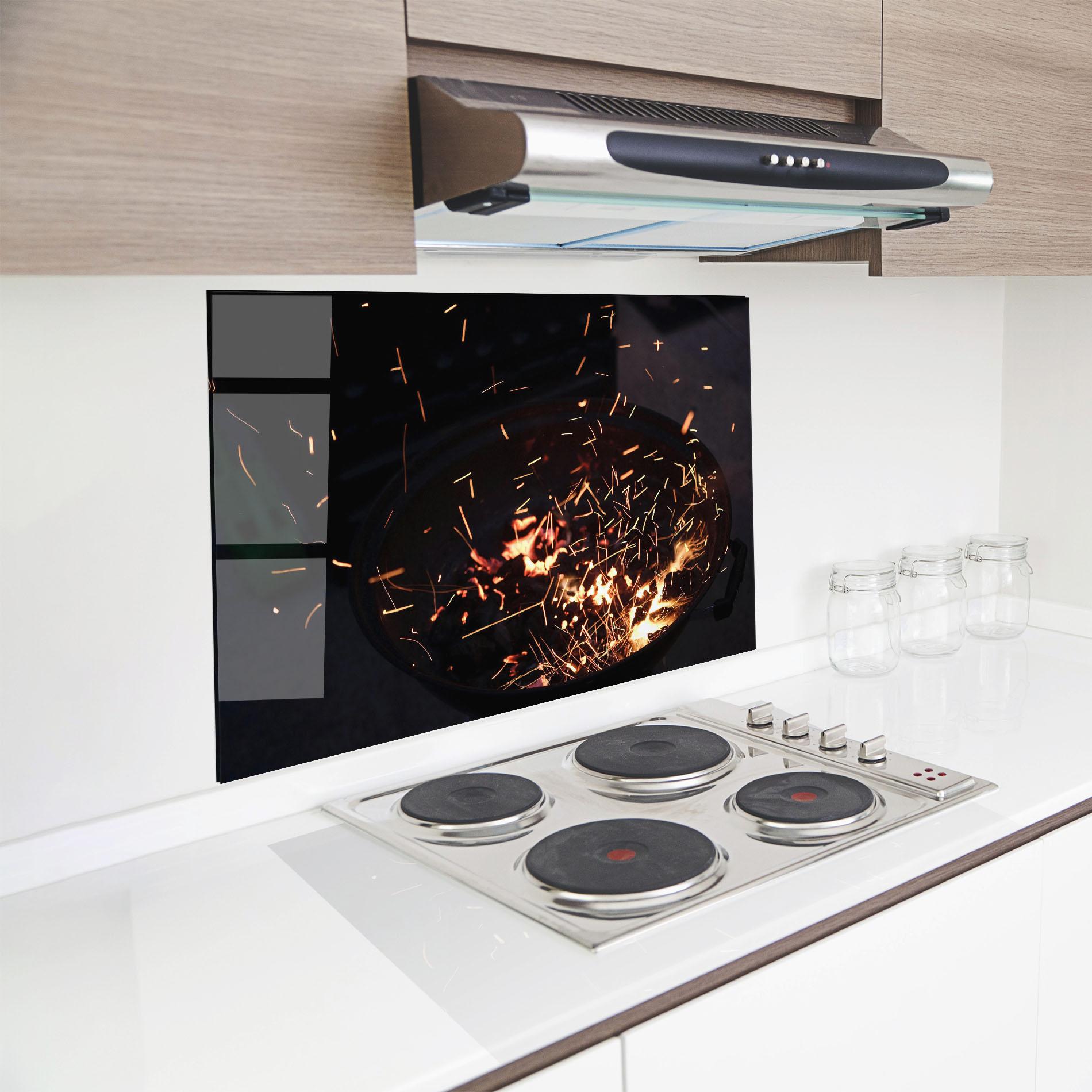 Konyhai üveg hátfal Fire Little Lights mockup 8