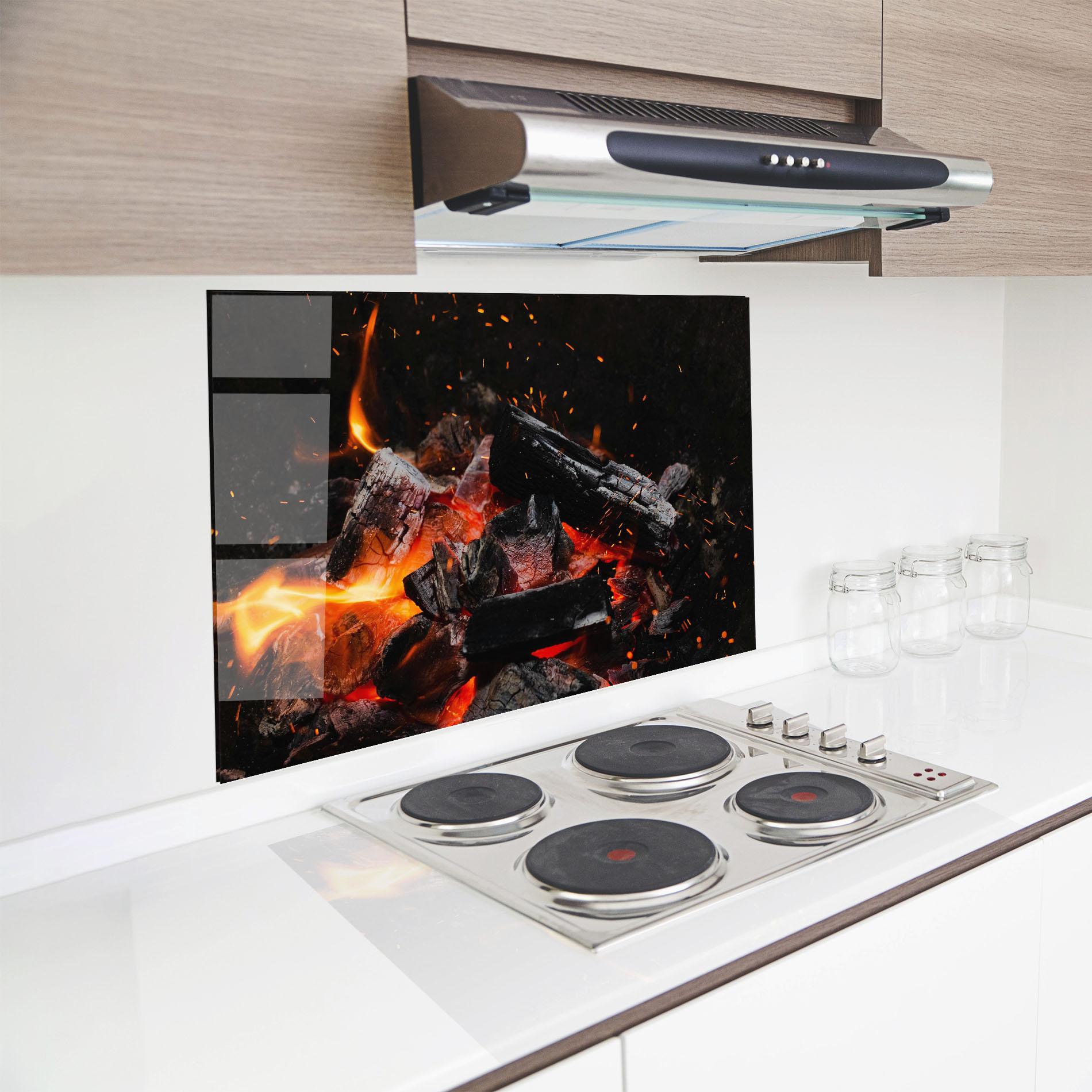 Konyhai üveg hátfal Inferno Scorch mockup 8