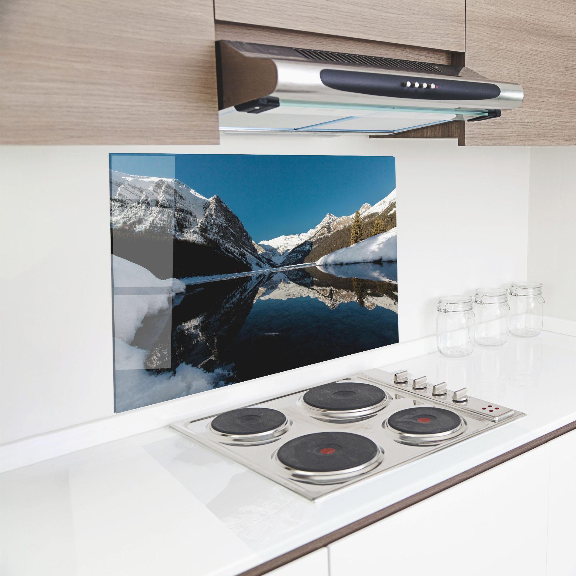 Konyhai üveg hátfal Snow Pretty View mockup 8