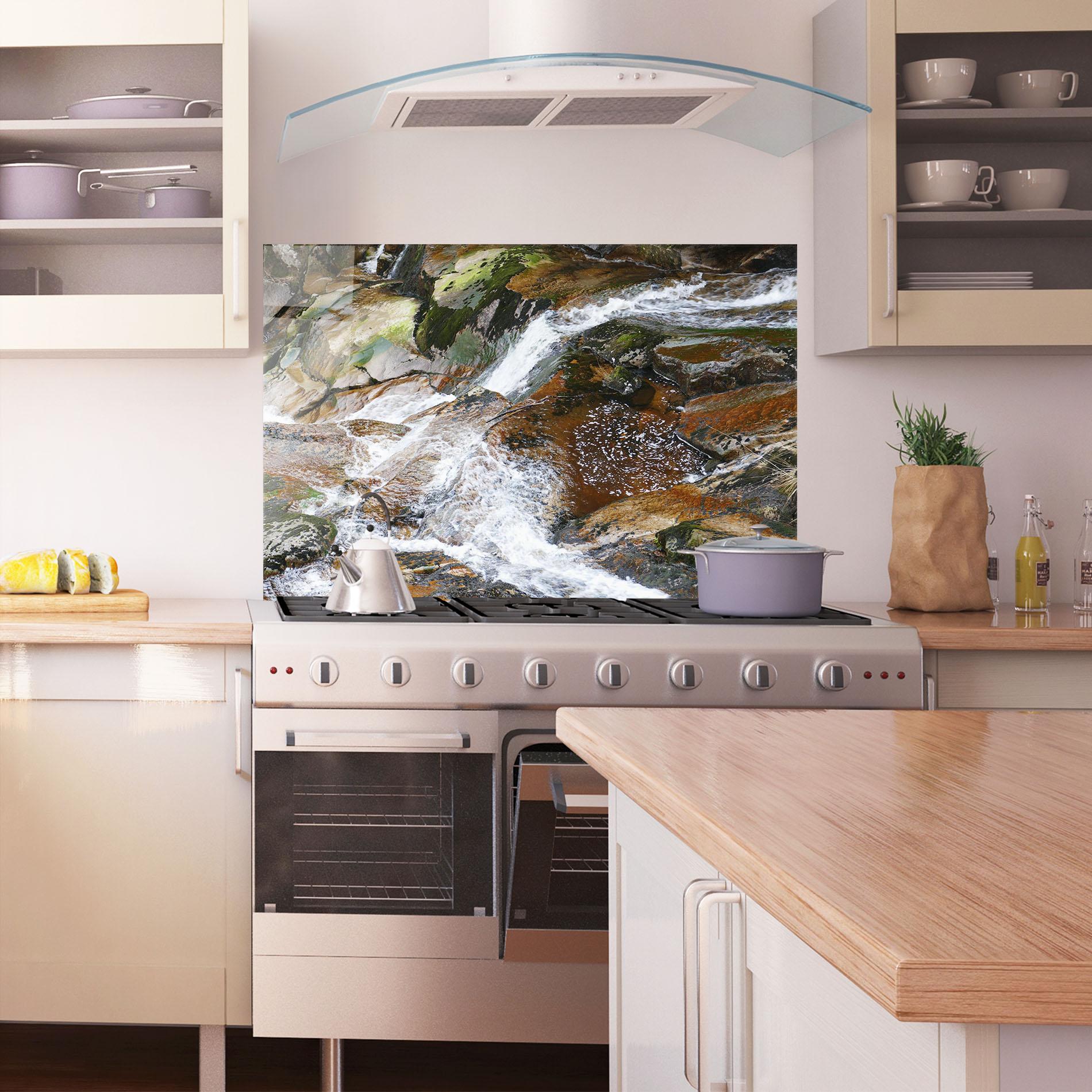 Konyhai üveg hátfal Forest Peace mockup 1