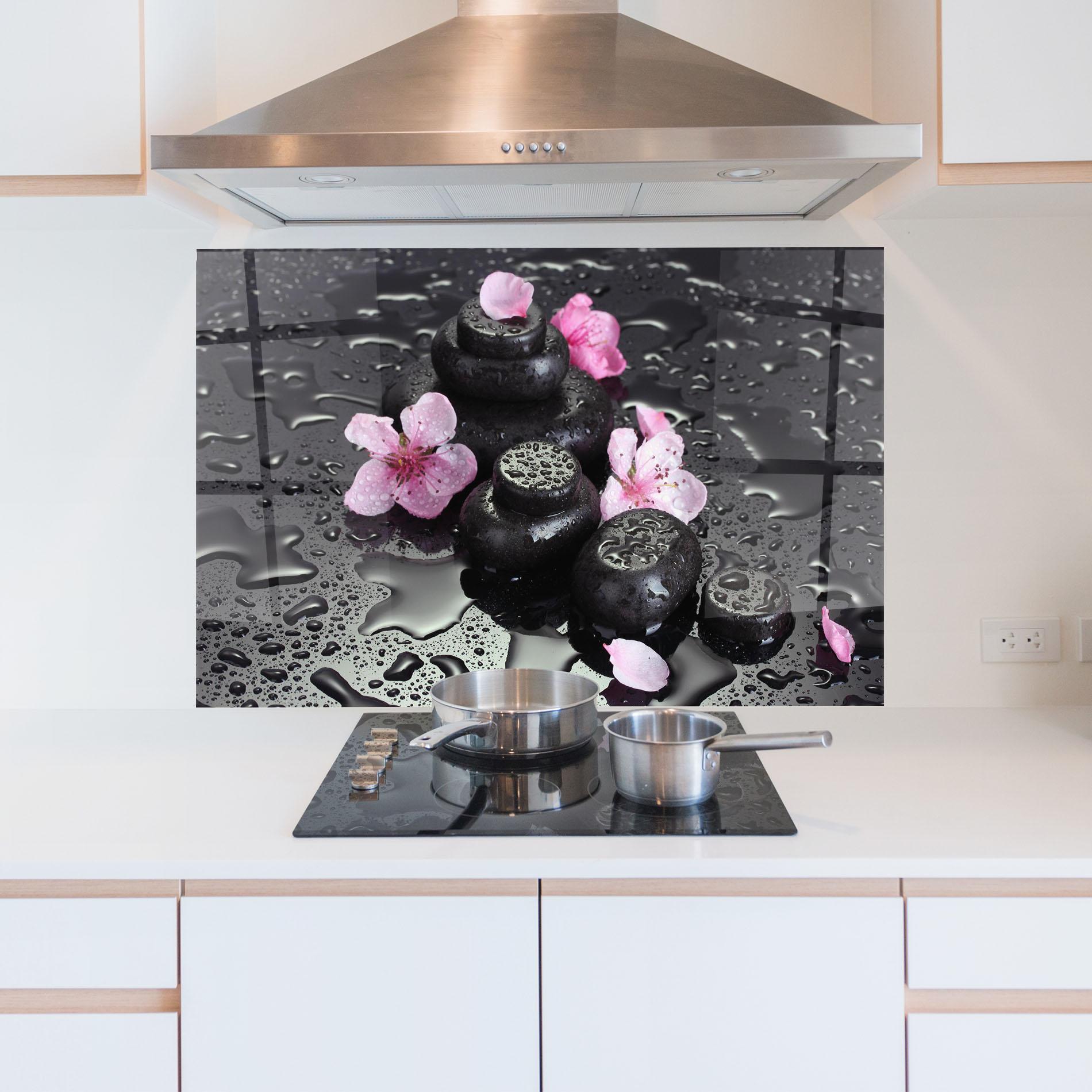 Konyhai üveg hátfal Pretty Flower Stones mockup 5