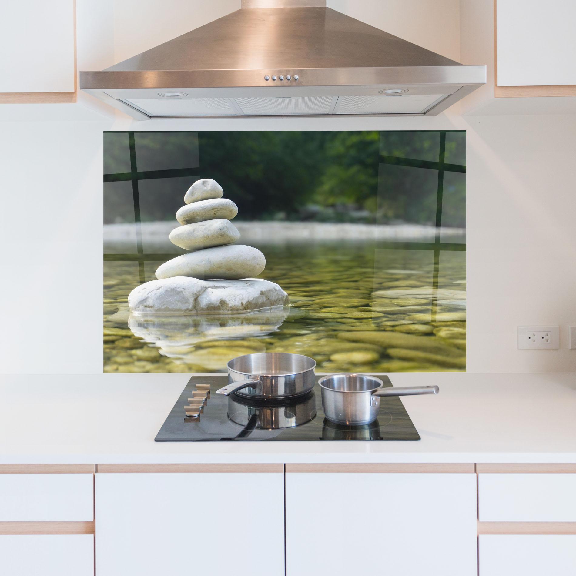 Konyhai üveg hátfal Stone Pyramid mockup 5