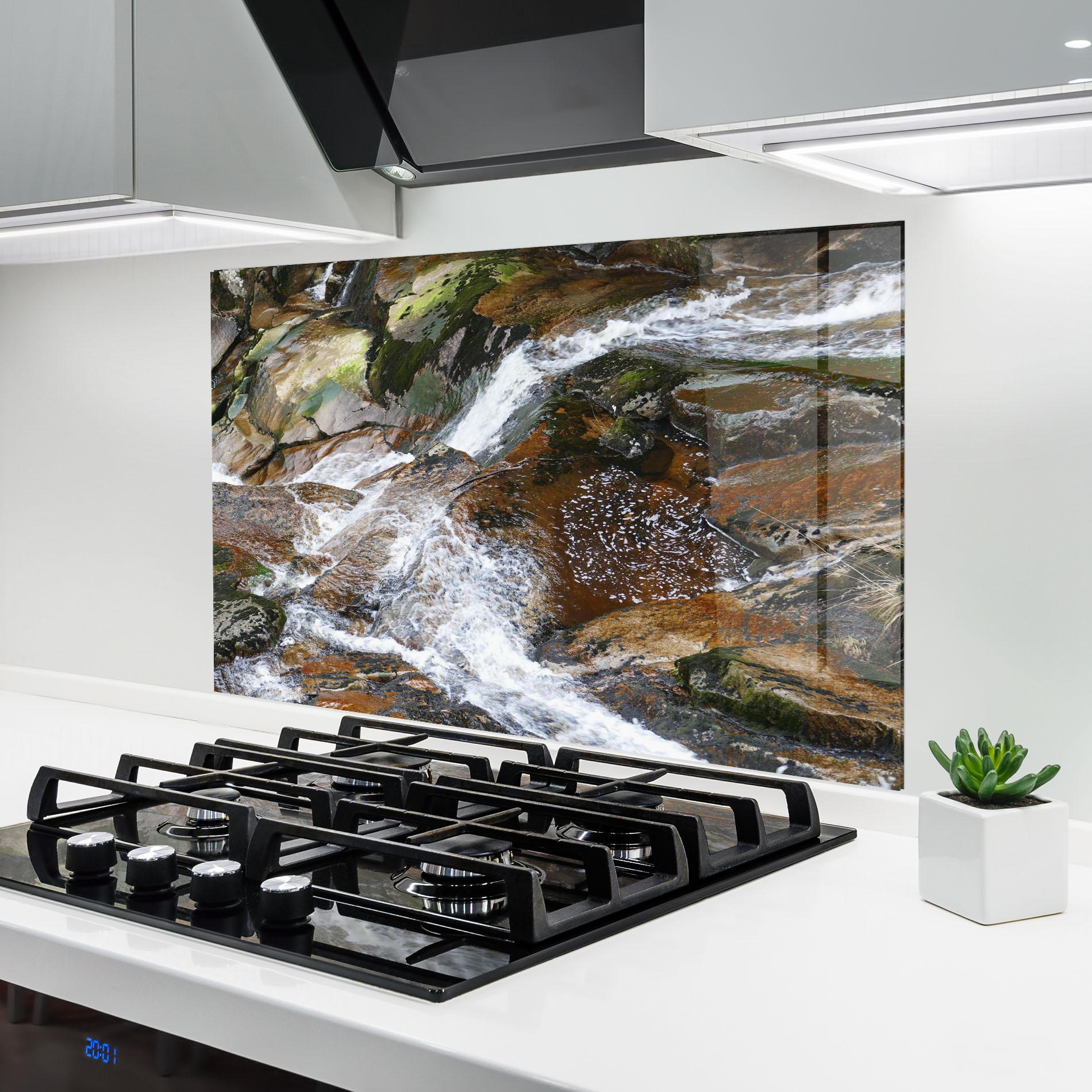Konyhai üveg hátfal Forest Peace mockup 6