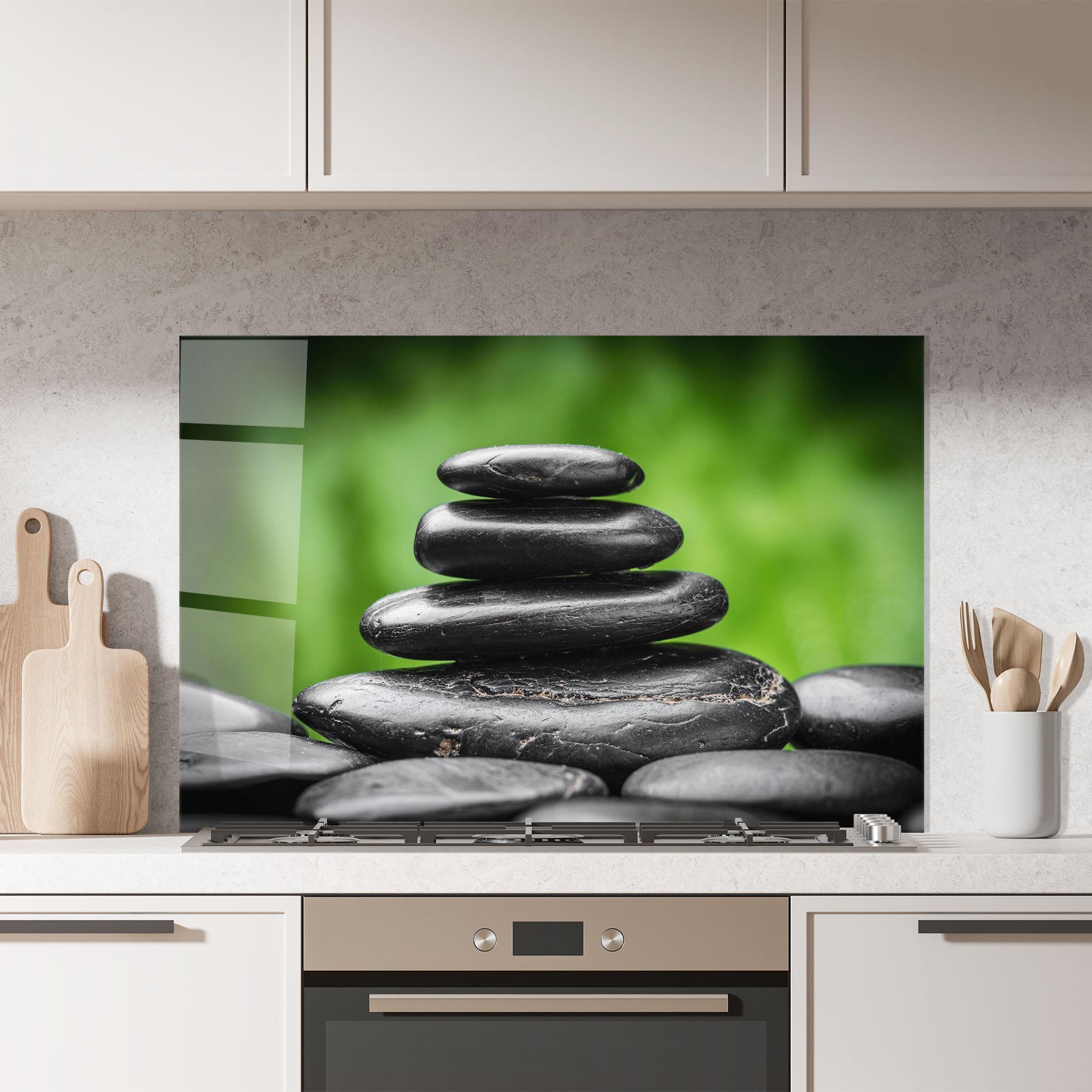Konyhai üveg hátfal Black Stone Meditation mockup 7