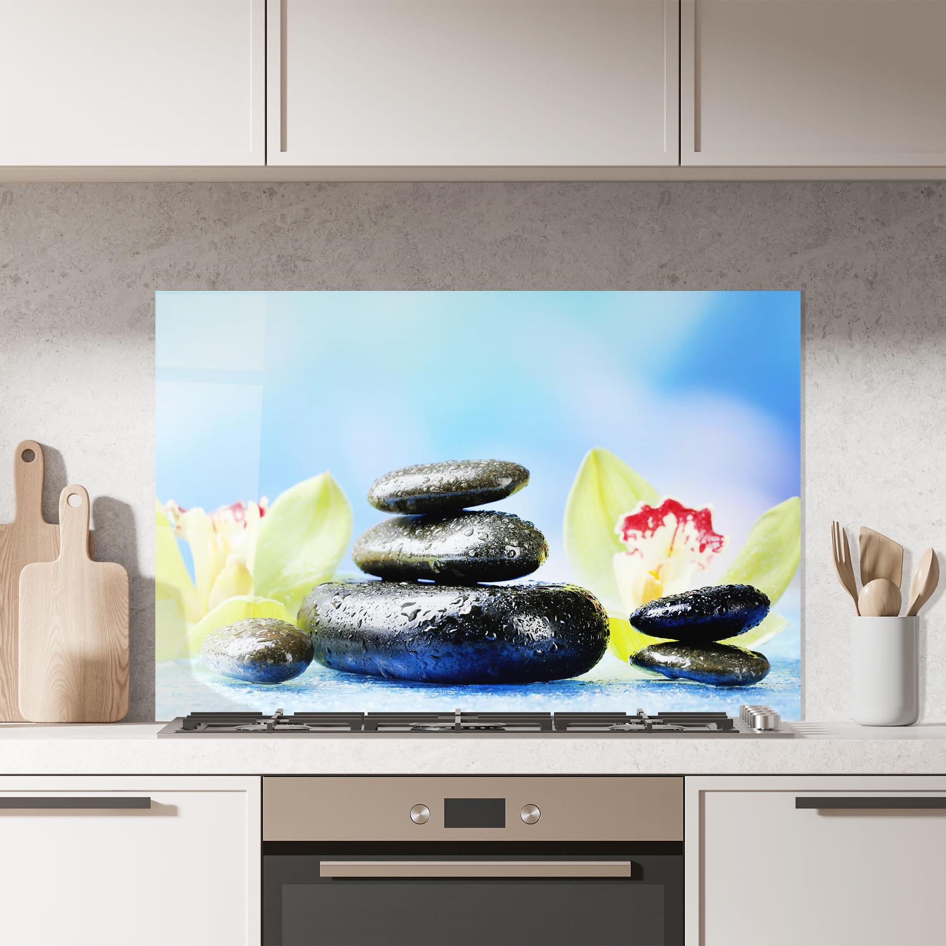 Konyhai üveg hátfal Blooming Orchid Stone mockup 7