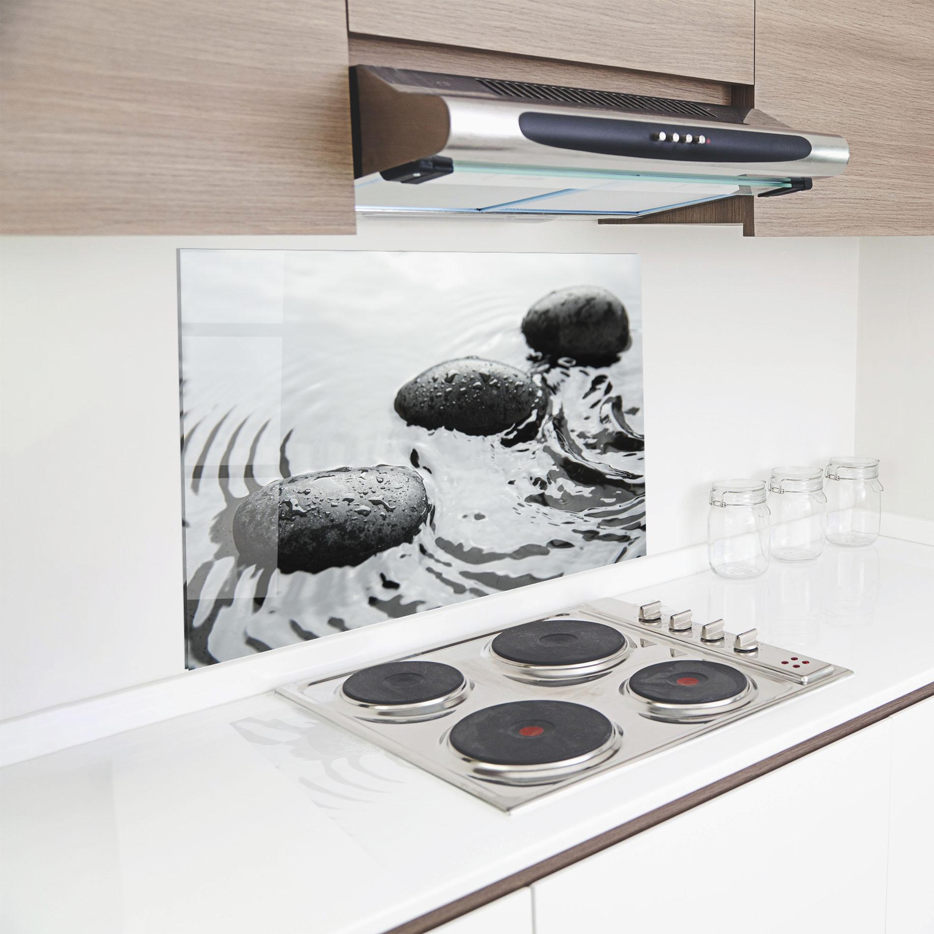 Konyhai üveg hátfal Spa Stones Water mockup 8