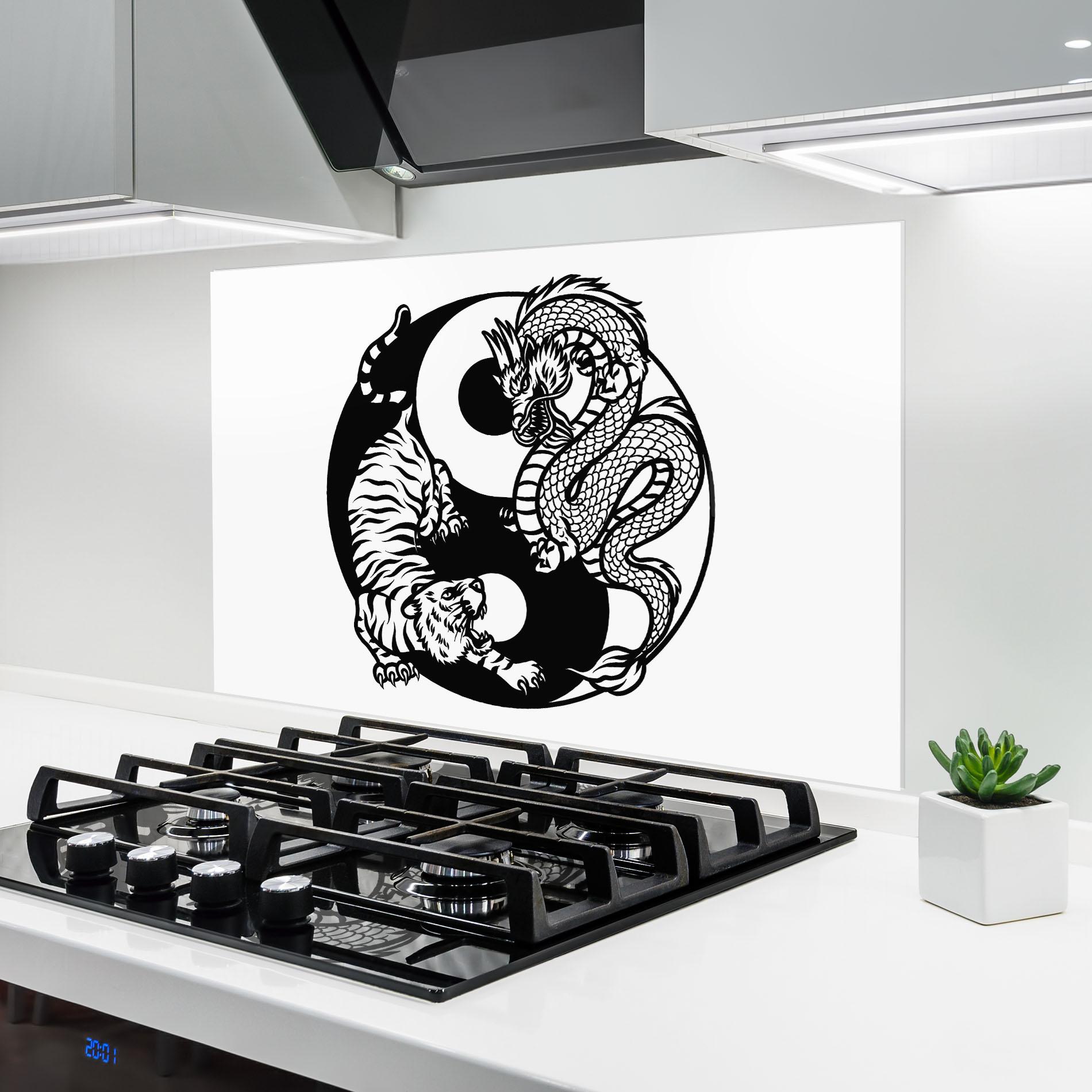 Konyhai üveg hátfal Tiger Dragon Yinyang mockup 6