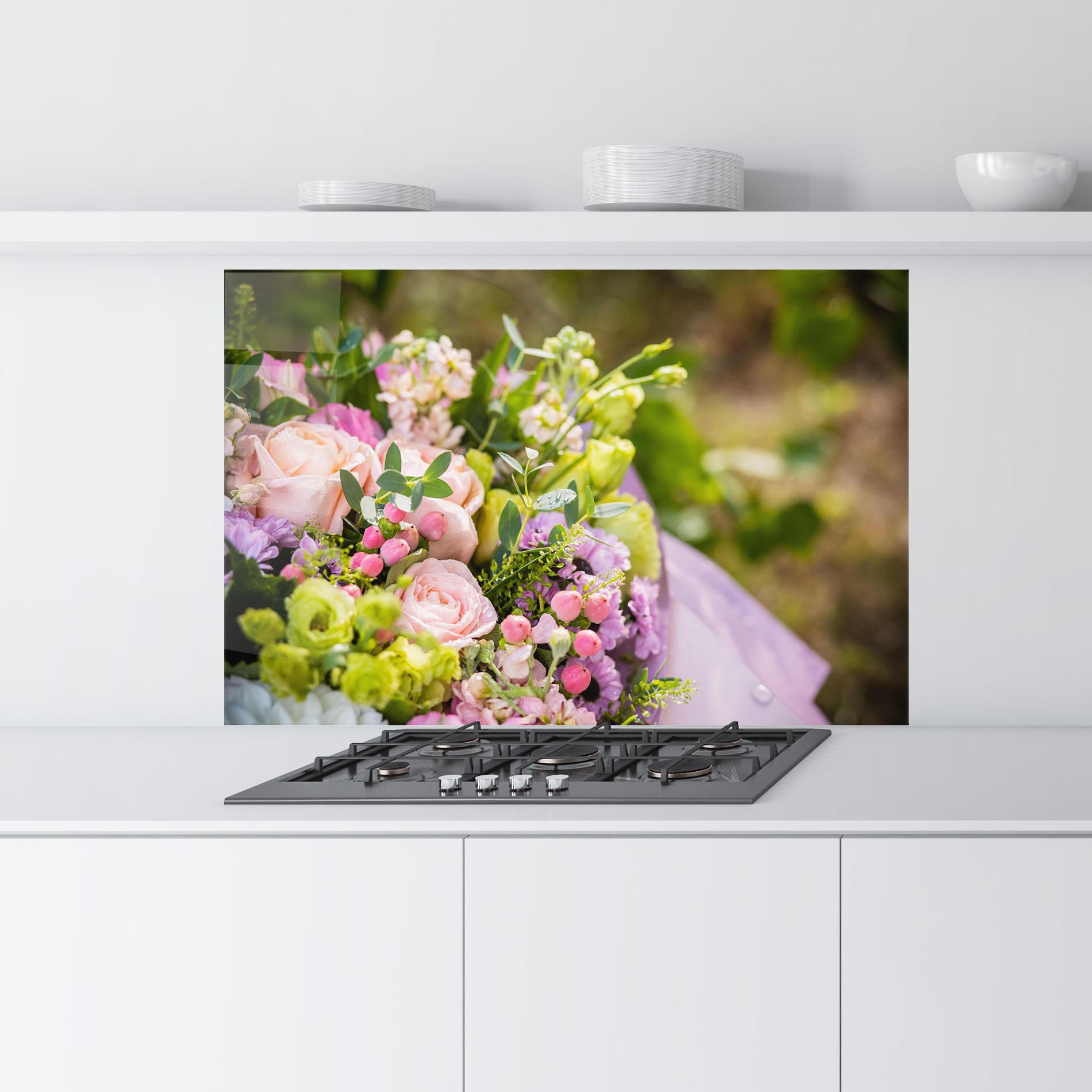 Konyhai üveg hátfal Green Pink Bouquet mockup 9