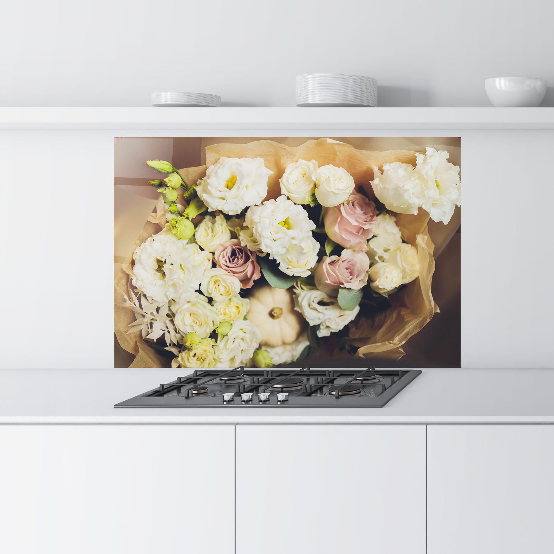 Konyhai üveg hátfal White Flowers Bouquet mockup 9
