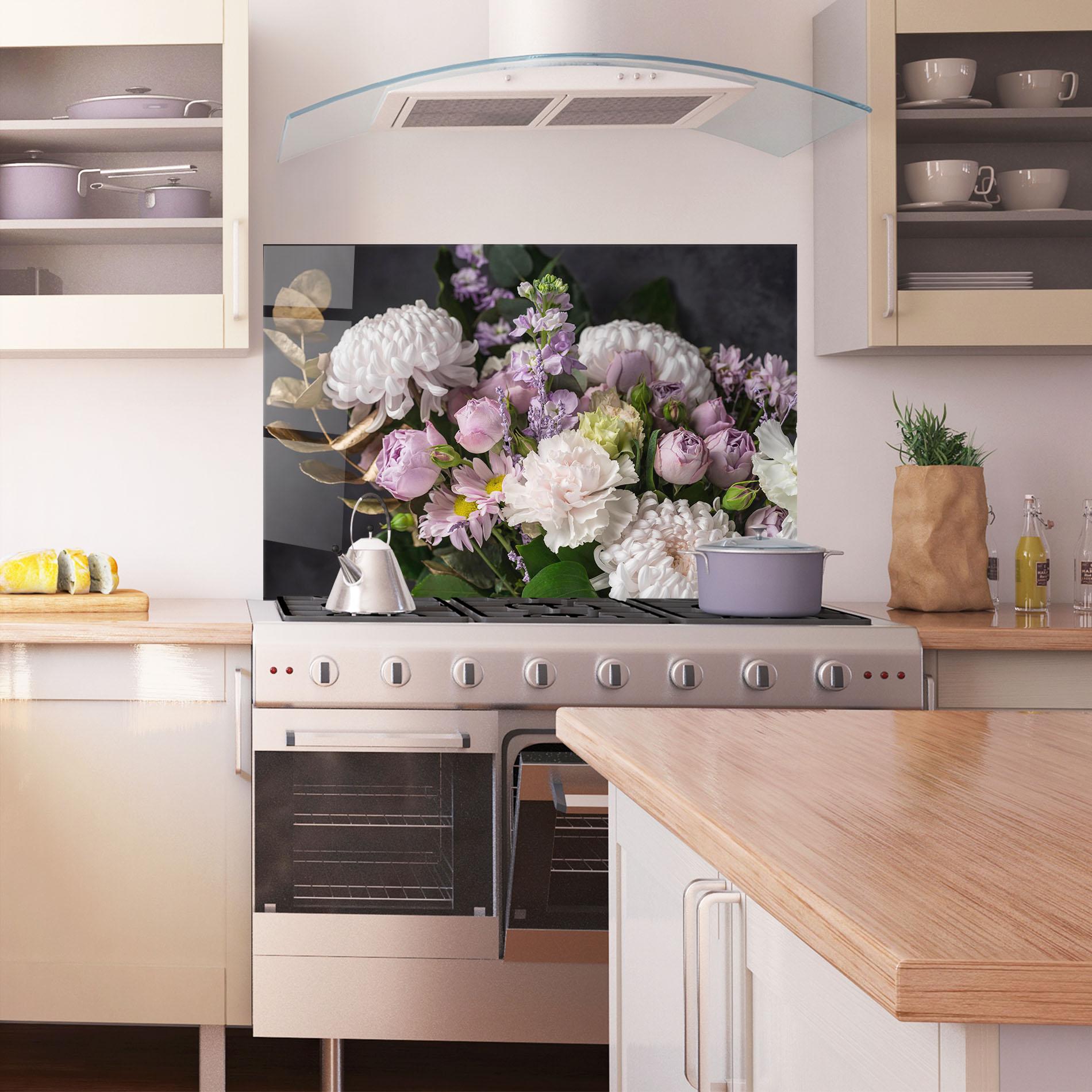 Konyhai üveg hátfal Pastel Purple Bouquet mockup 1