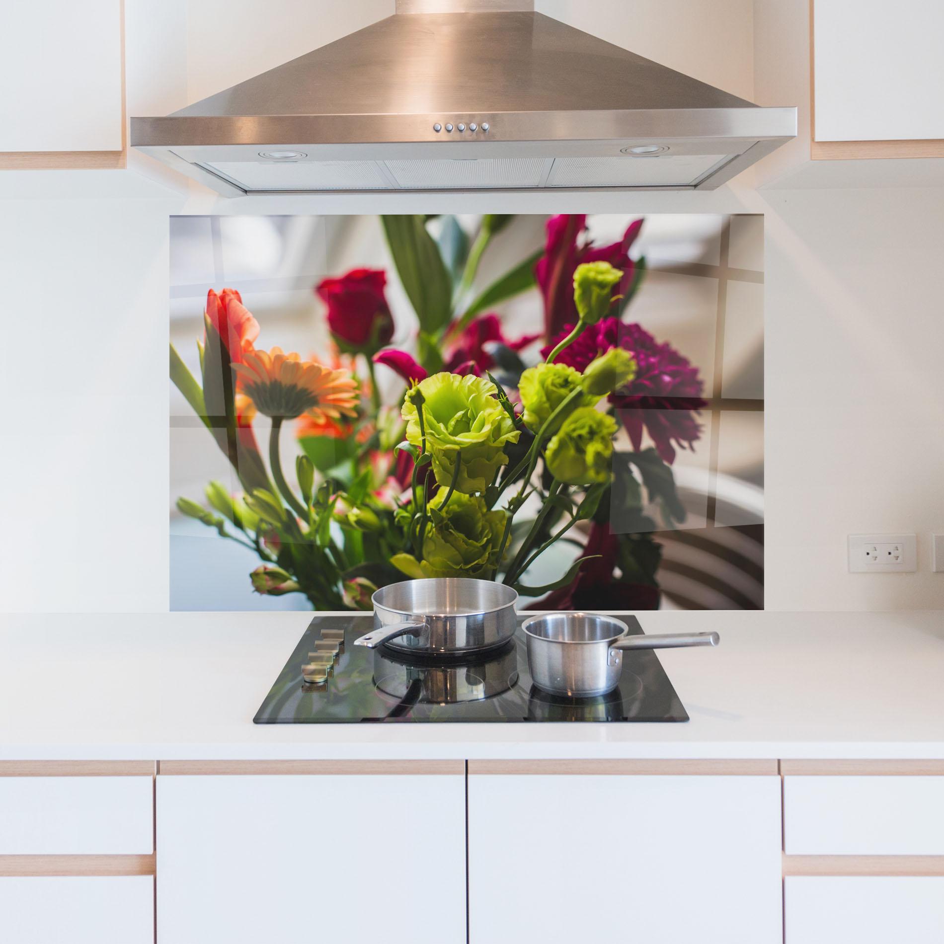 Konyhai üveg hátfal Green Flowers Bouquet mockup 5