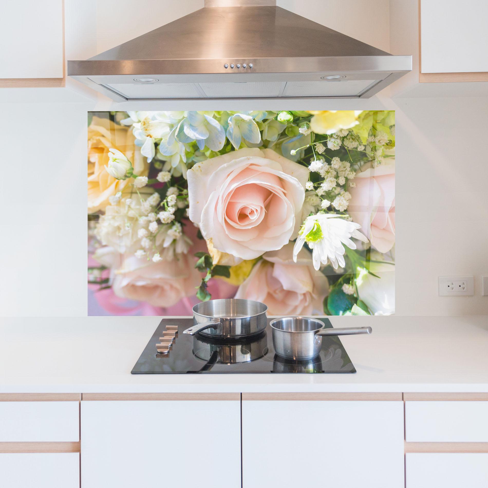 Konyhai üveg hátfal Light Pink Bouquet mockup 5
