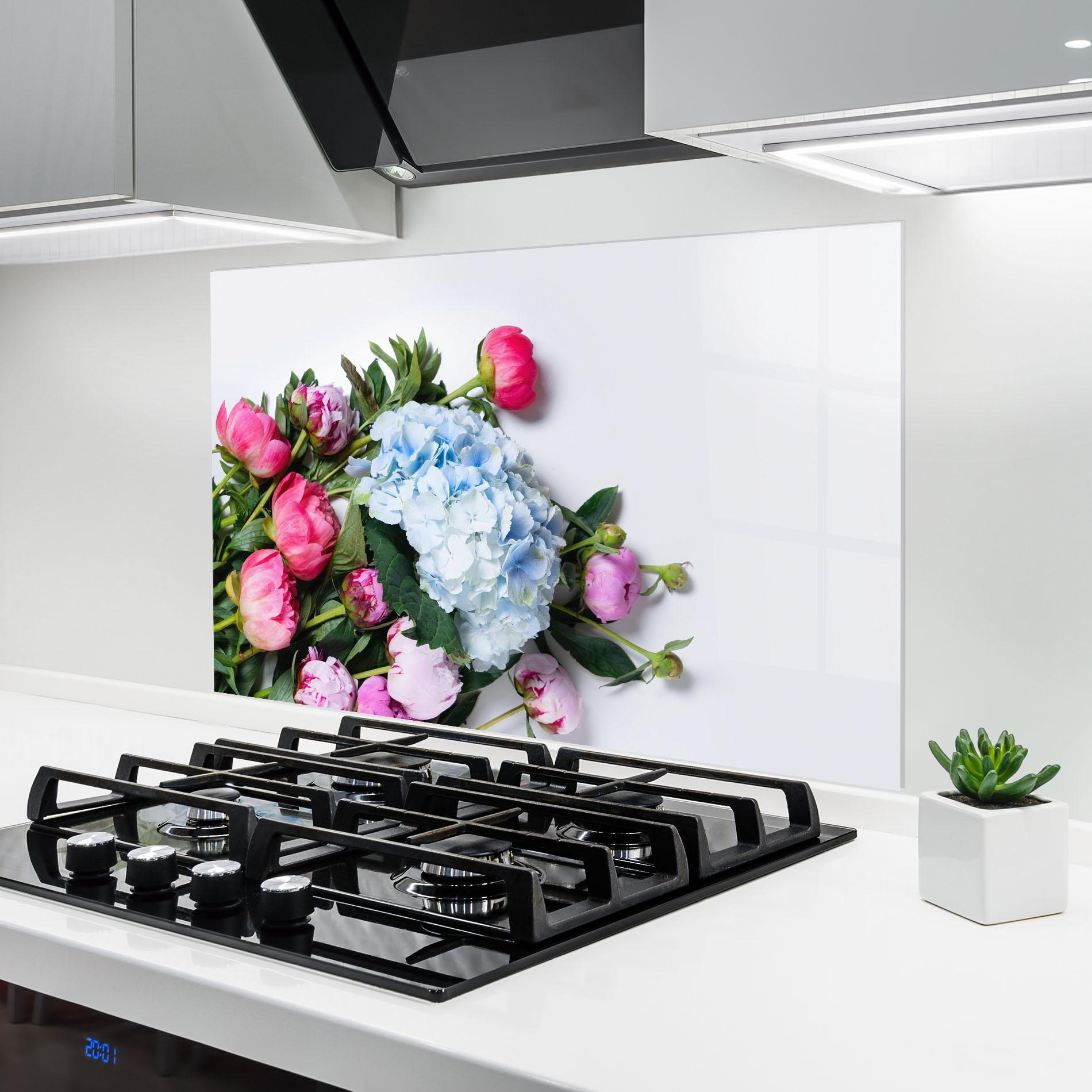 Konyhai üveg hátfal Blue Pink Bouquet mockup 6