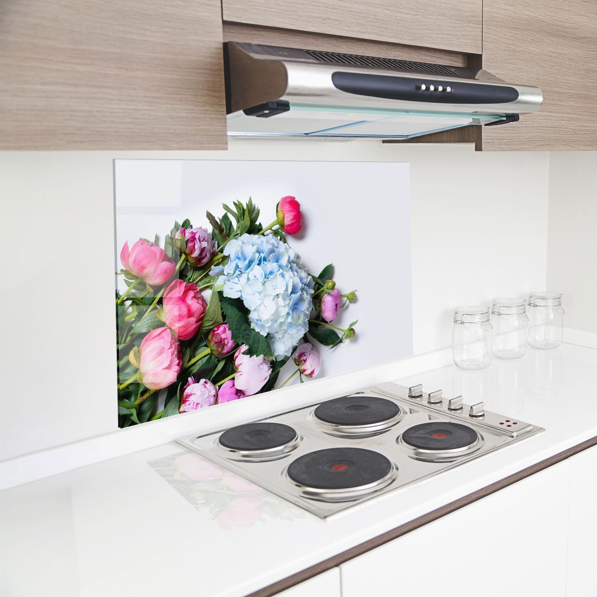 Konyhai üveg hátfal Blue Pink Bouquet mockup 8