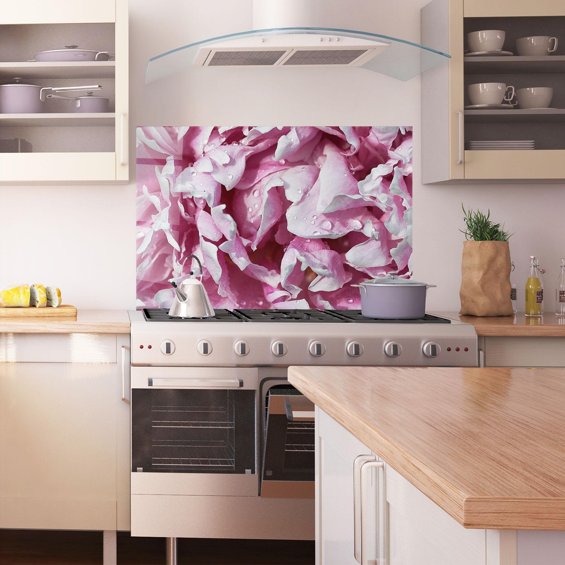 Konyhai üveg hátfal Peony Petals mockup 1