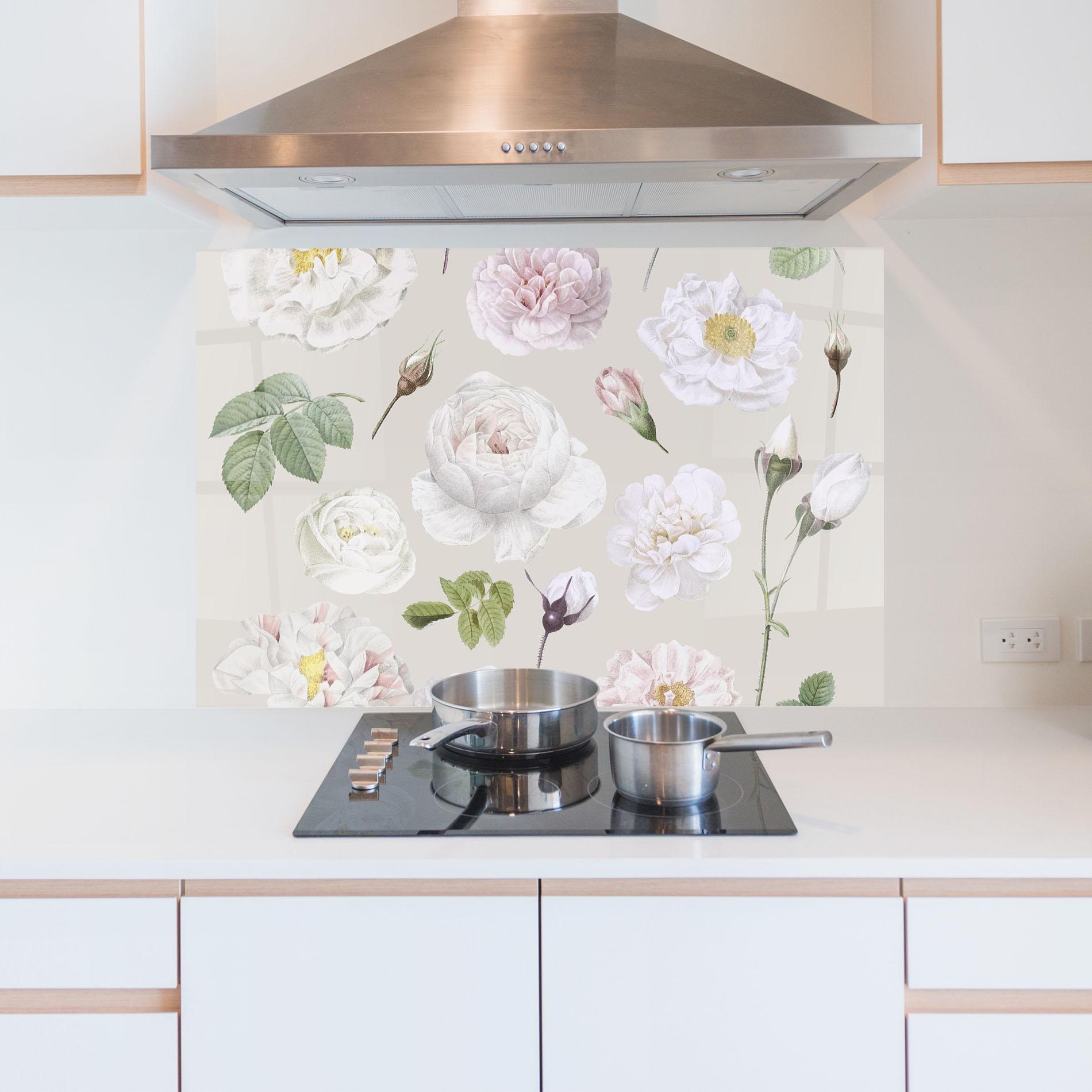 Konyhai üveg hátfal White Peony On Cream mockup 5