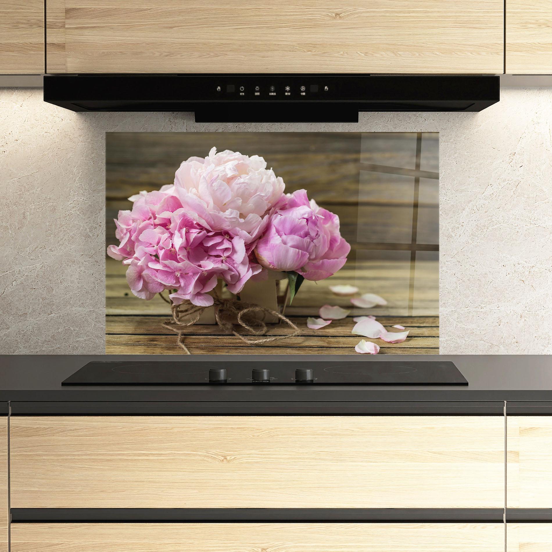 Konyhai üveg hátfal Peony On Table mockup 3