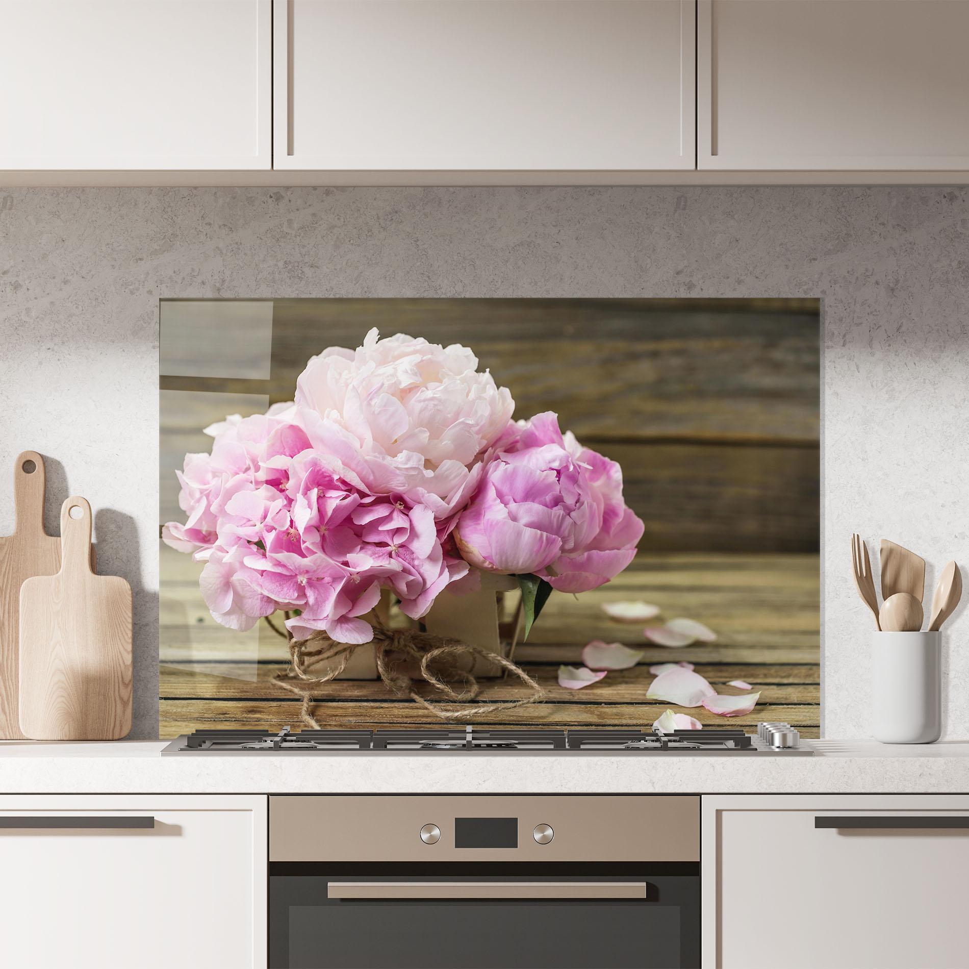 Konyhai üveg hátfal Peony On Table mockup 7