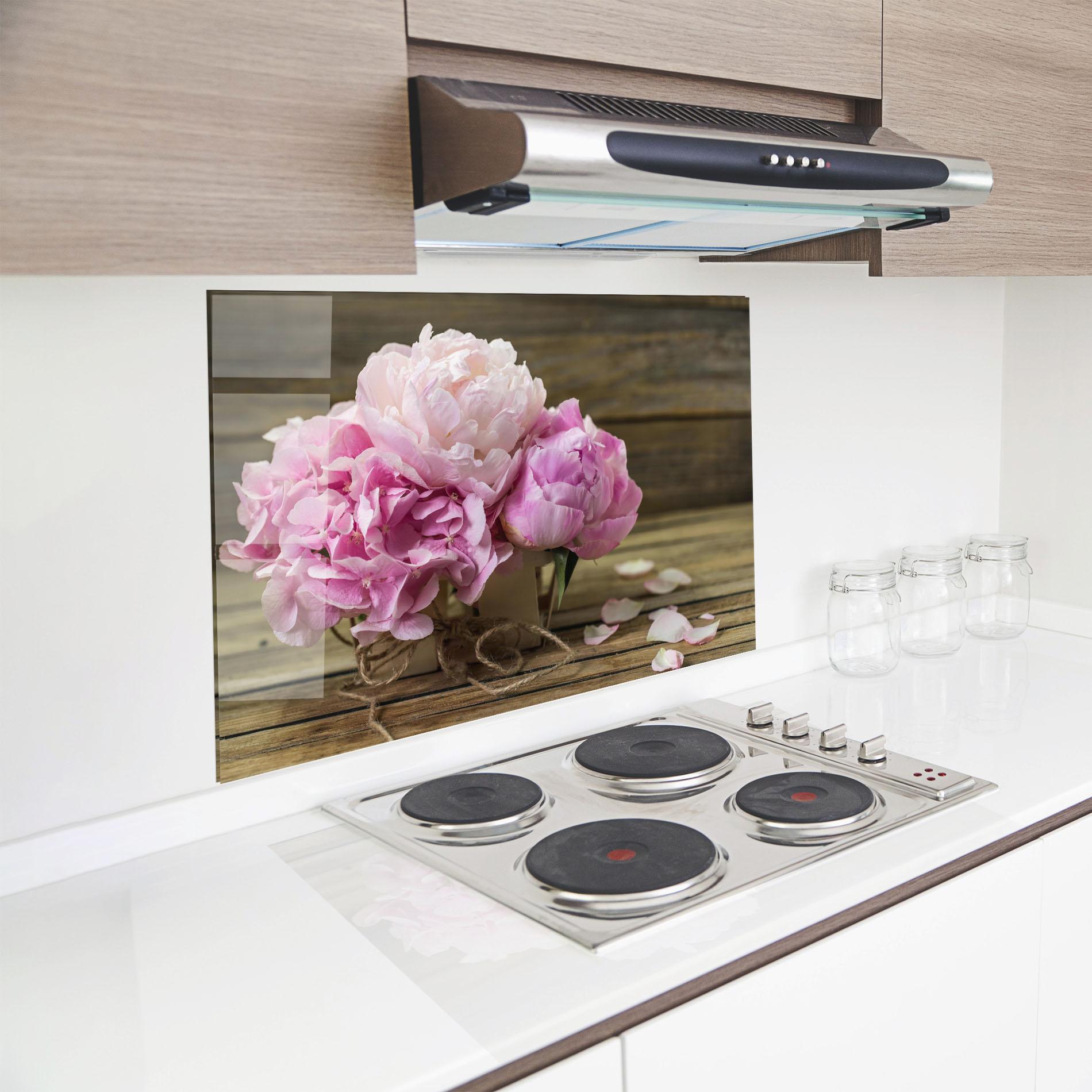 Konyhai üveg hátfal Peony On Table mockup 8